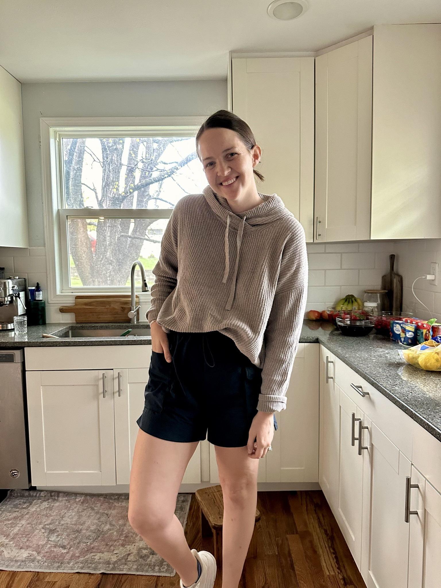THE COMFIEST mom cargo shorts. I’m wearing the navy in a medium! True to size fit. I absolutely love these for the summer. They’re high waisted but still have great length! 

#LTKActive #LTKfindsunder50 #LTKSeasonal