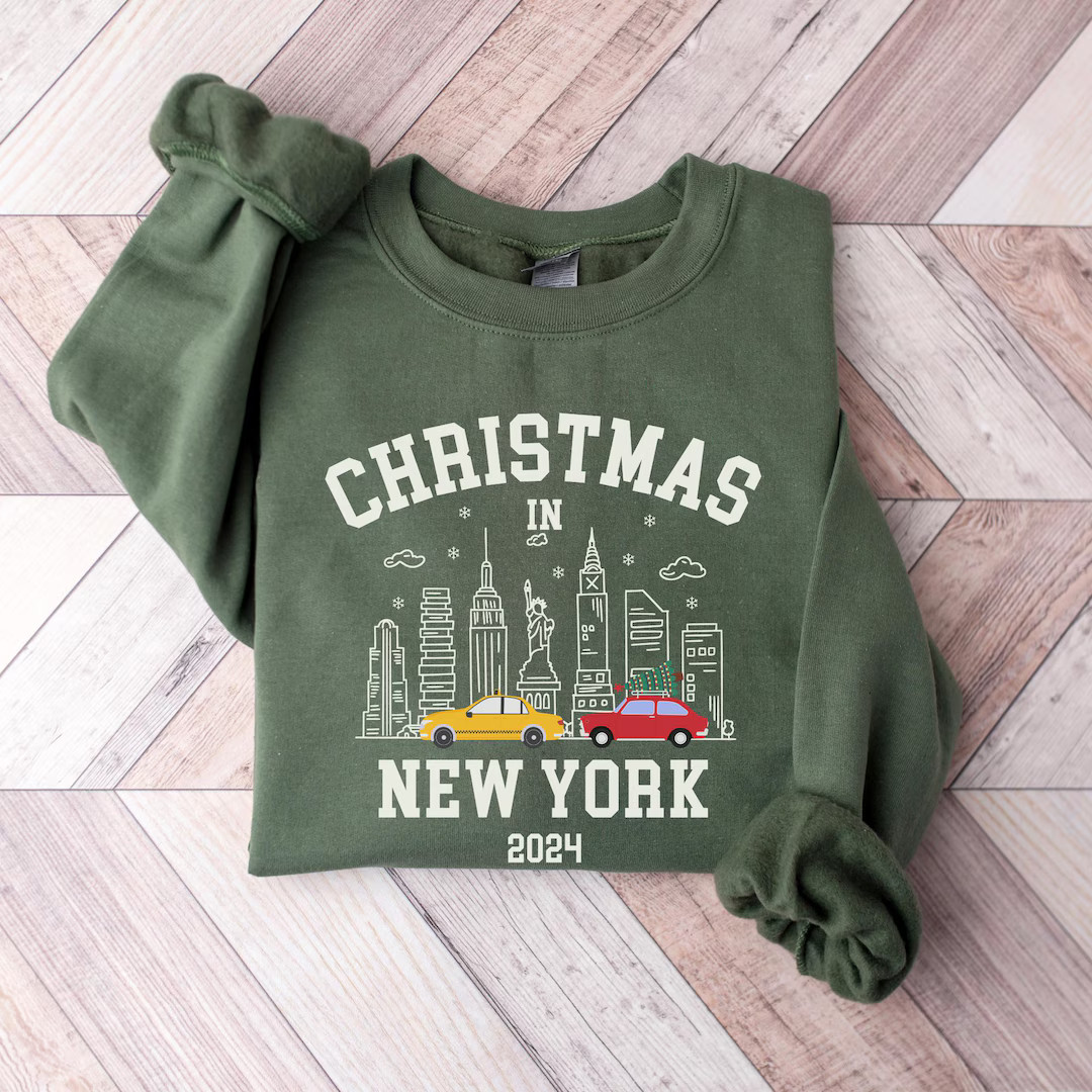 Christmas in New York Sweatshirt, NYC Christmas Shirt, Women's Christmas Sweatshirt, Festive Wint... | Etsy (US)