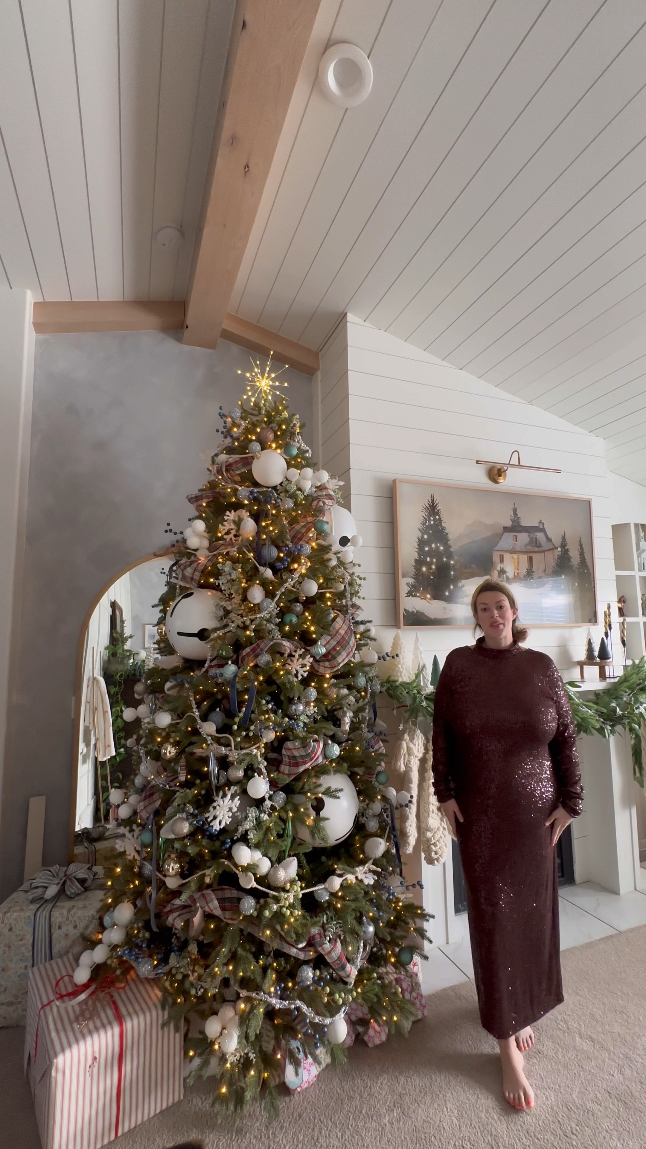 Brown sequins is in! 

#LTKHoliday #LTKbump #LTKplussize