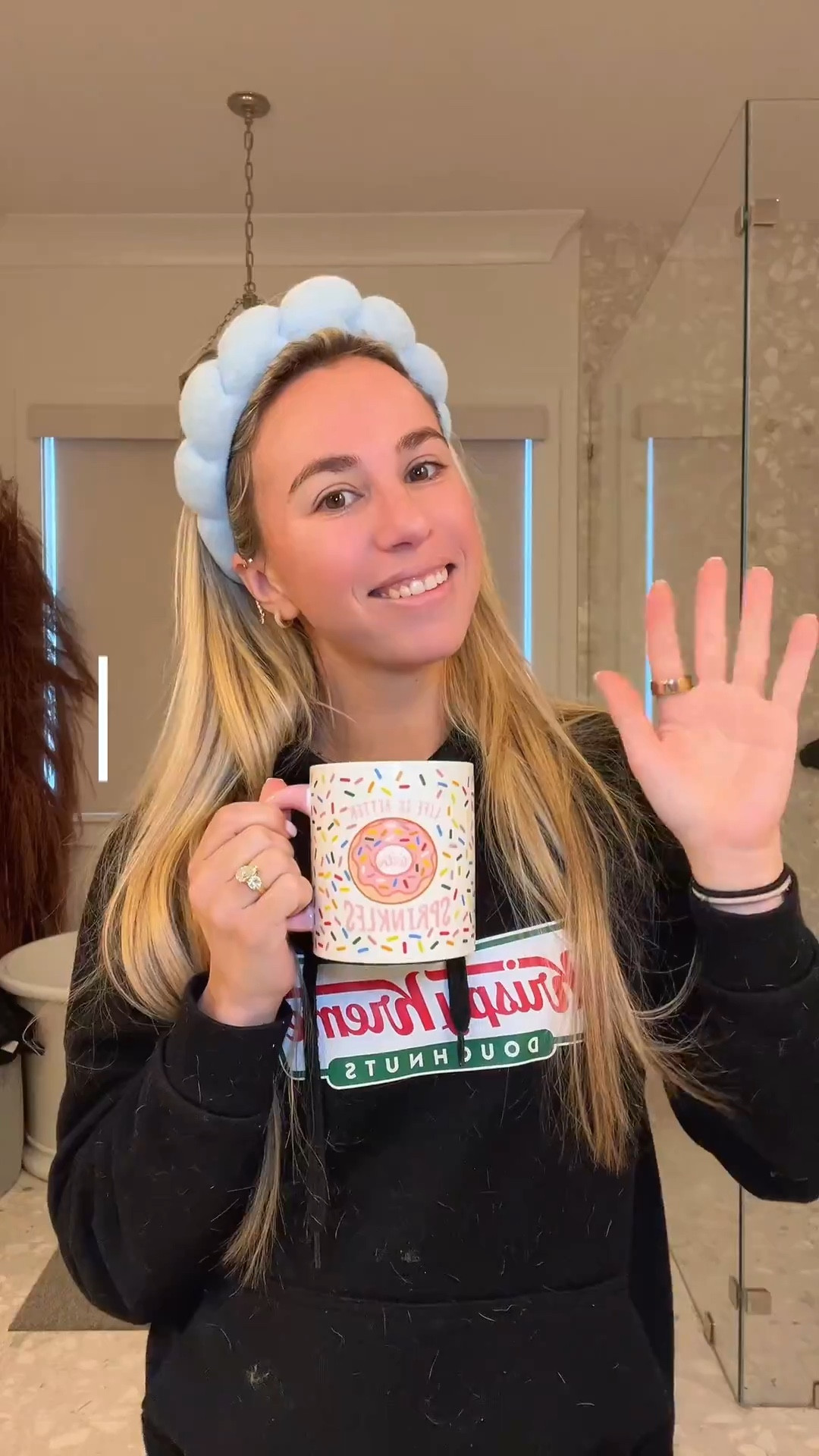 One of my current morning skincare routines 🤍
I switch things up depending on my skin that day, but these are the products I consistently rotate through for hydrated, glowy, healthy-looking skin. Everything I used is linked here! 
•
•
•
current morning skincare routine
glowy skin morning routine
hydrating skincare routine
barrier repair skincare
anua heartleaf cleanser
clean skin club face towels
tower 28 sos spray
rhode skin glazing milk
rhode barrier restore cream
maelove glow maker serum
caudalie vinoperfect serum
lancome advanced genefique
no7 skincare routine
vanicream moisturizing lotion
led facial massager tool
amazon facial sculpting tool
heated facial massage device
lymphatic drainage skincare
glass skin routine
sensitive skin friendly skincare
skincare routine rotation
daily skincare essentials
ltk skincare finds
amazon skincare tools
tiktok shop beauty finds

#LTKgrwm #LTKselfcare #LTKBeauty