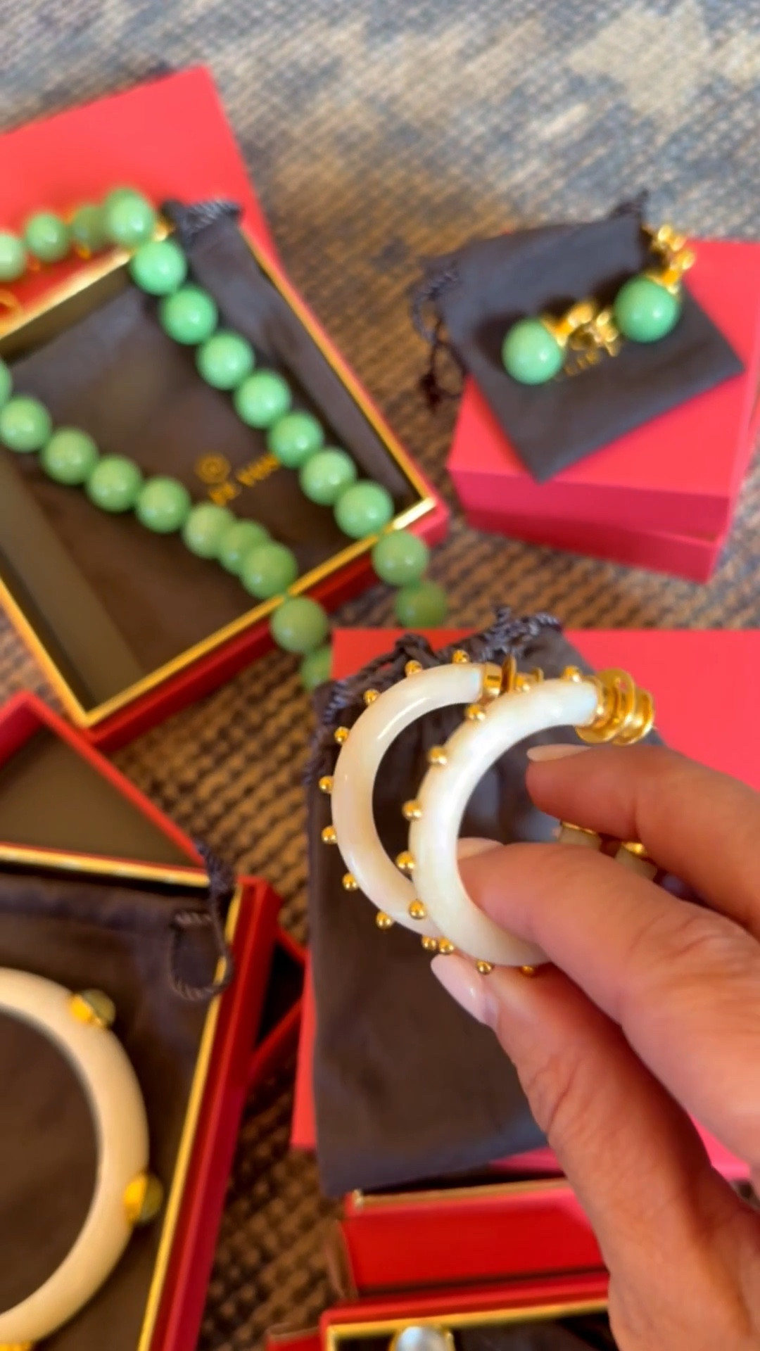 Oh Julie Vos, I’m drooling over here! Y’all see me in her pieces all the time. They are so classy, lightweight and timeless. They also make great gifts.  

#LTKmomlife #LTKOver40 #LTKdayinmylife