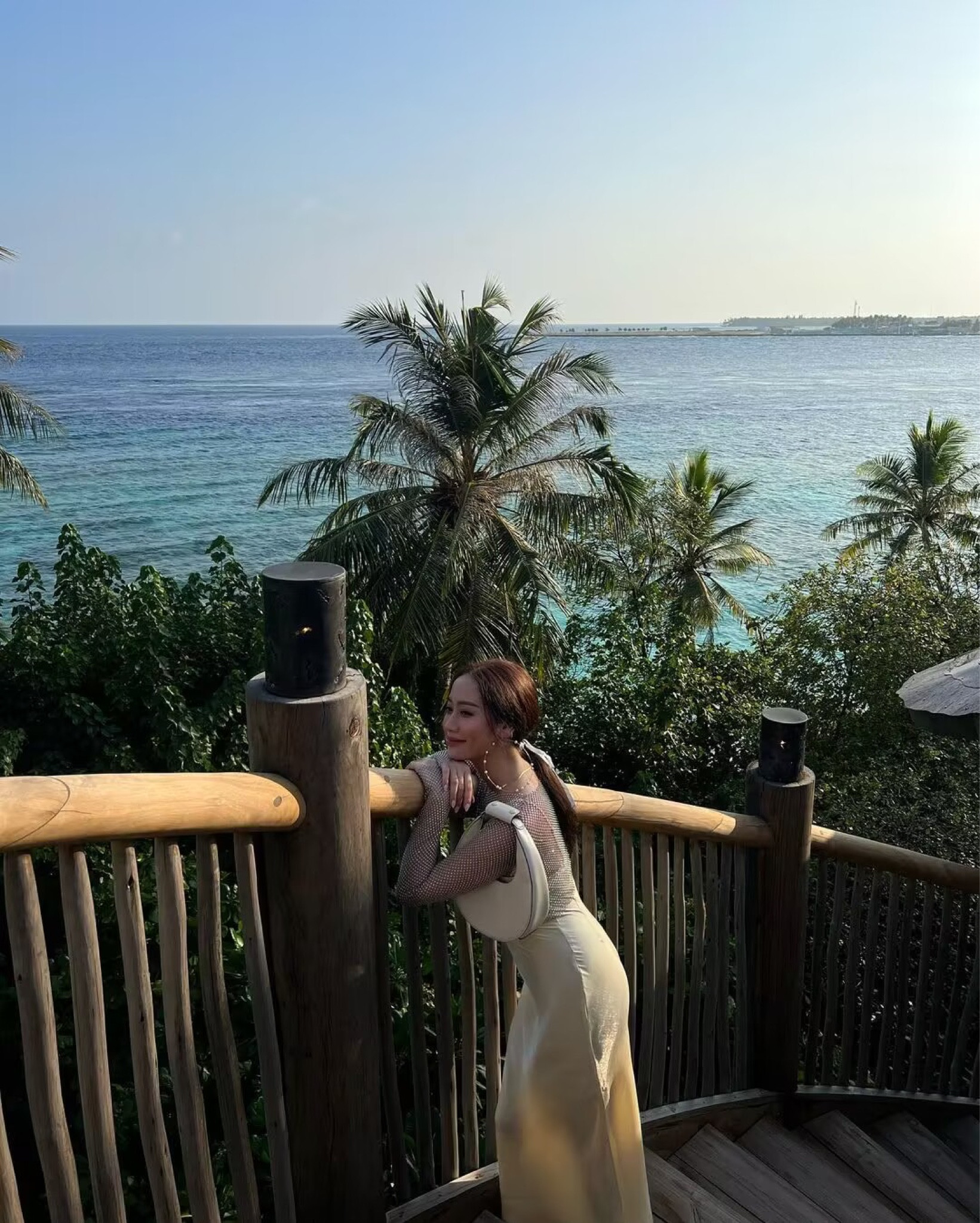 A gorgeous dinner in the trees 🌳🥥🌊
#LTKtaiwan #LTKasia

#LTKitbag #LTKstyletip