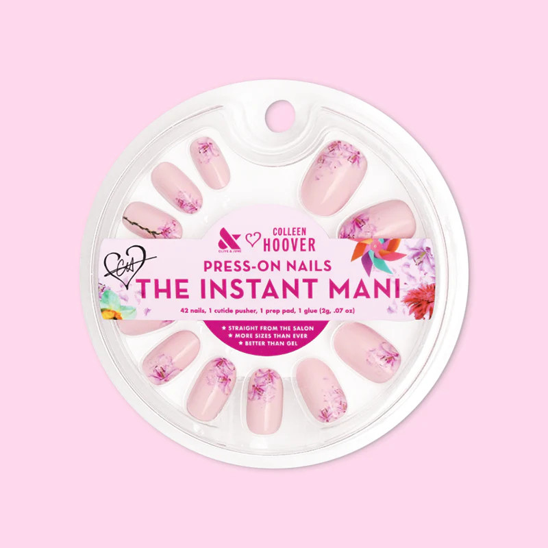 Blooming Lily - Press-On | Short | Round | Olive & June