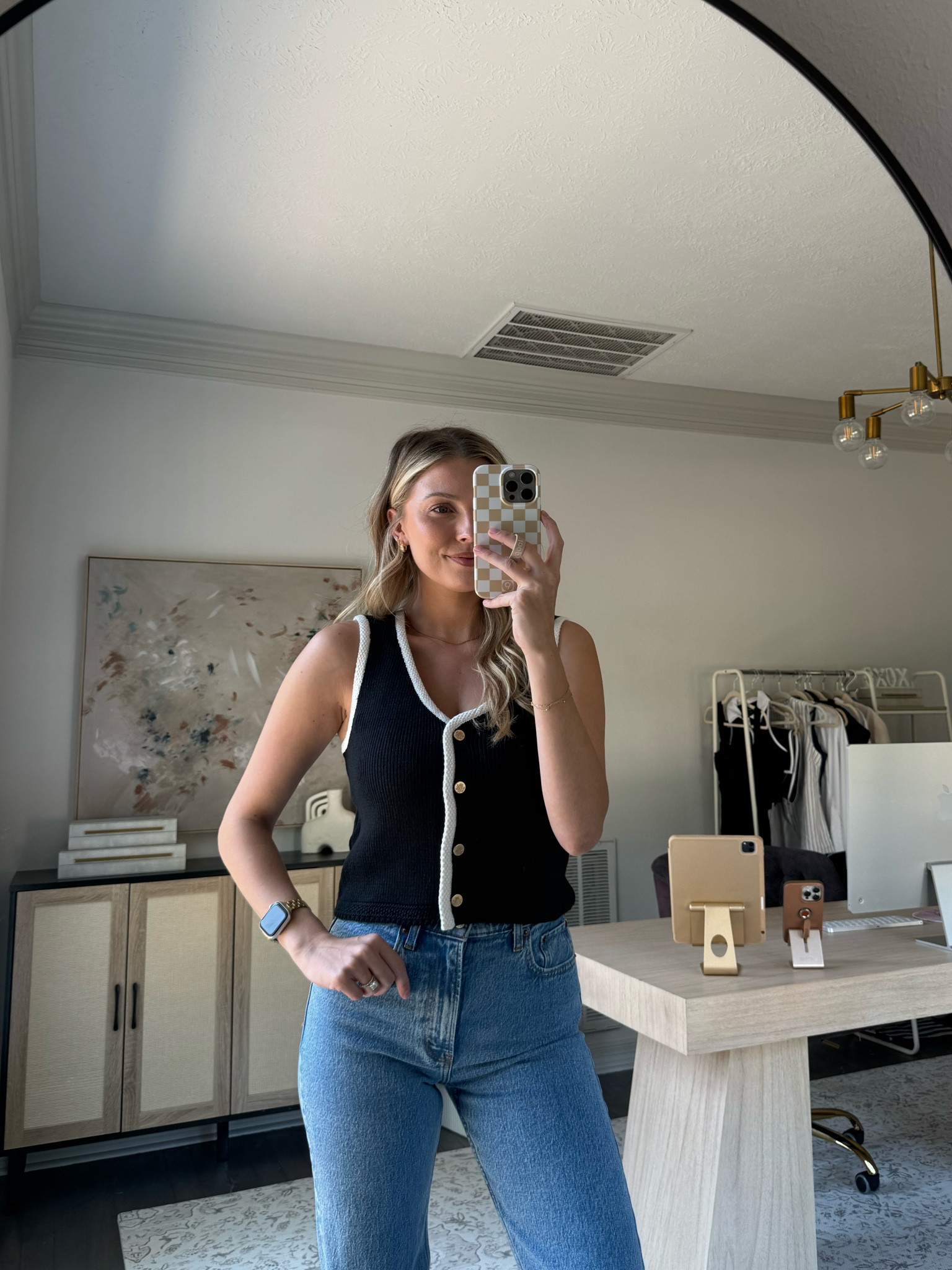 Nursing friendly summer outfit - sweater vest in size S, jeans in 26

#LTKStyleTip #LTKSeasonal