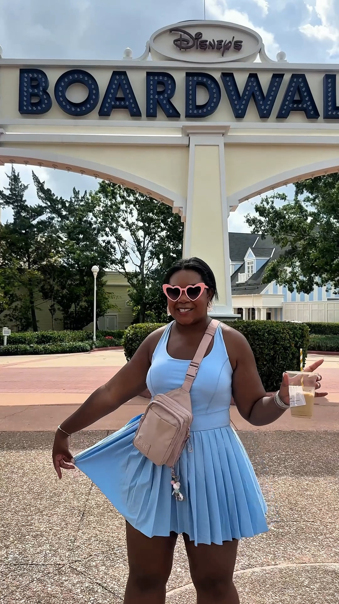 Disney walking #ootd #disney #ltkmidsize 

#LTKFindsUnder100 #LTKActive #LTKSaleAlert