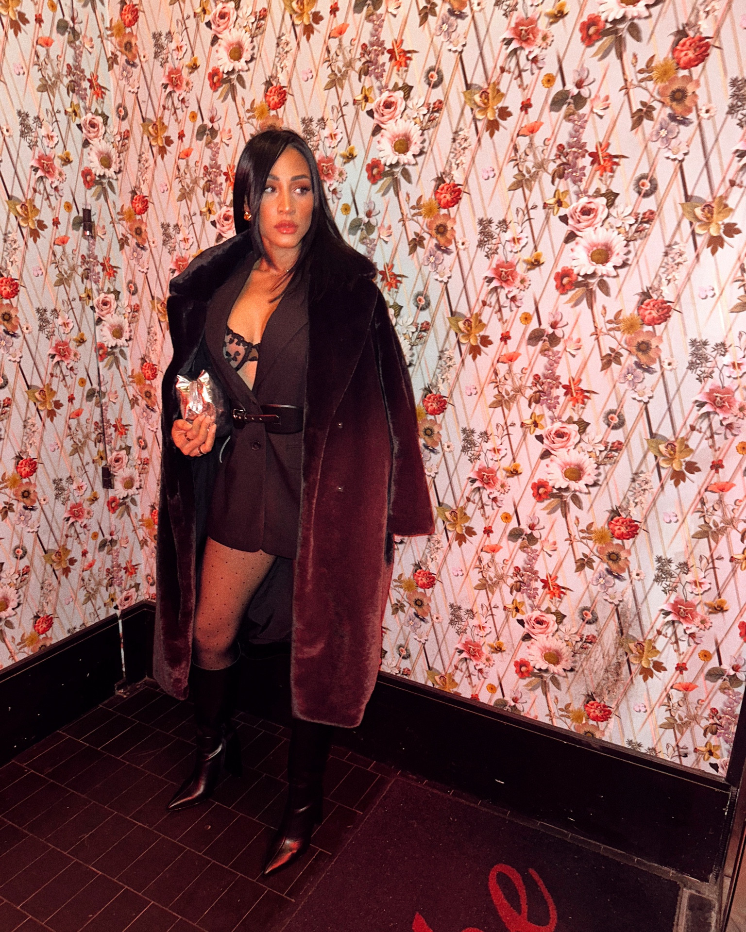 Faux fur jacket 

#LTKHoliday #LTKU #LTKSaleAlert