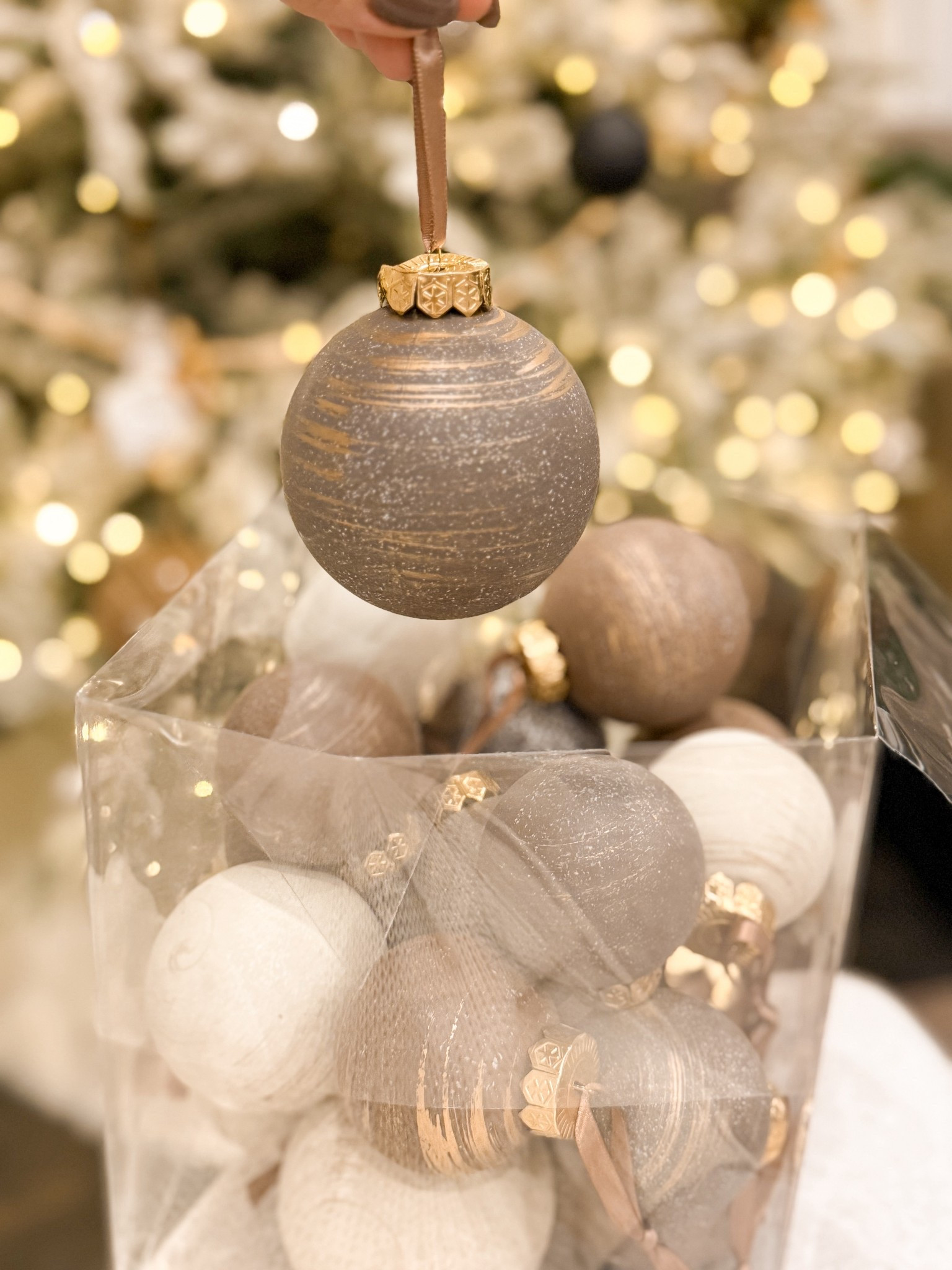Finally found Christmas ornaments that actually fit my style! I personally love a plain looking tree with just lights and garland, but my kids and husband think otherwise. So to make everyone happy, I settled for these. Beautiful, organic looking, stylish with a touch of a brass finish. 

#LTKHoliday #LTKHome #LTKSeasonal