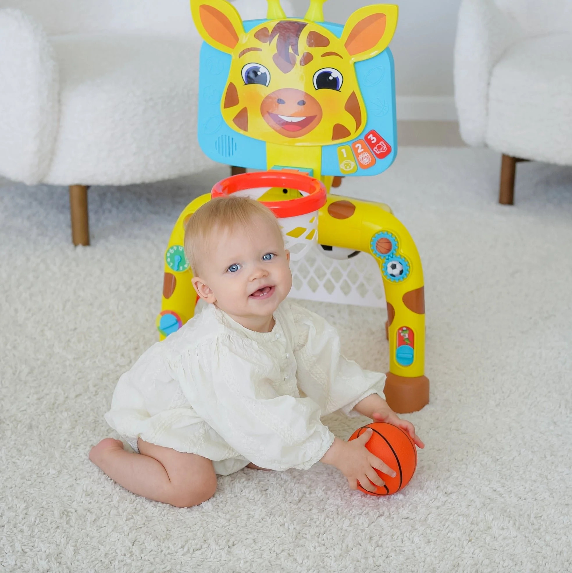 Giraffe Play & Score Activity Center | Move2Play (US)