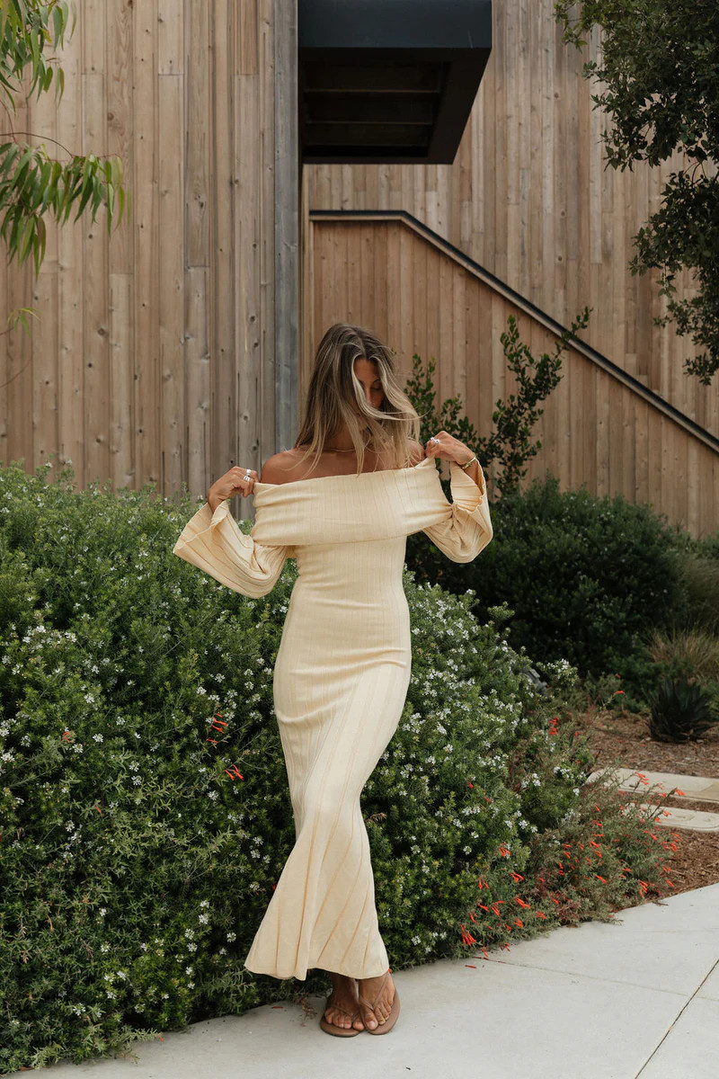 Evella Maxi Dress in Butter Yellow - Bump Friendly & Inclusive Sizing | Worth Collective