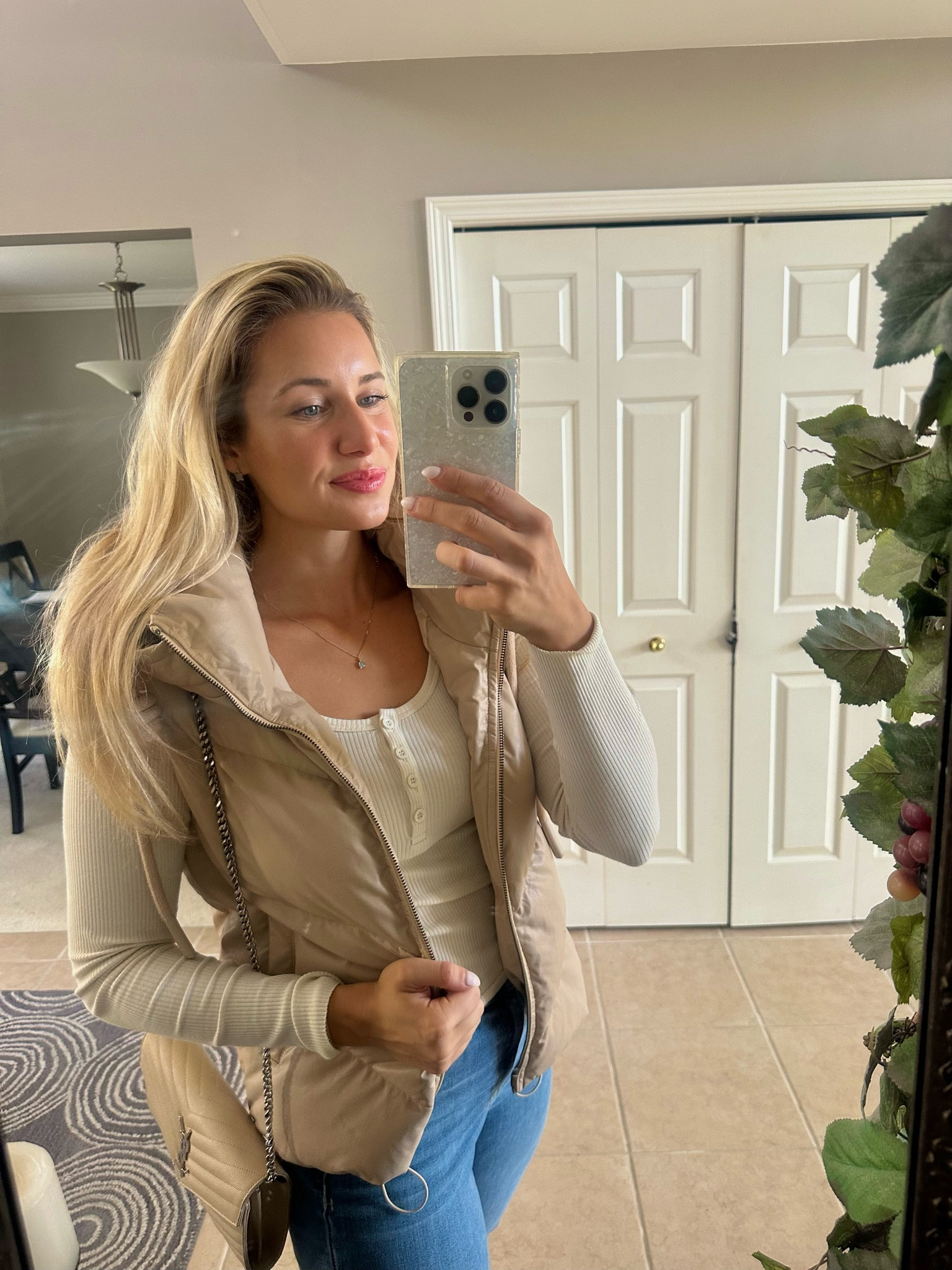 on my way to some fun fall activities 🍁🍎💅🏽 use code oct25 for 25% off at VICI 

#LTKSaleAlert #LTKFindsUnder50 #LTKFindsUnder100