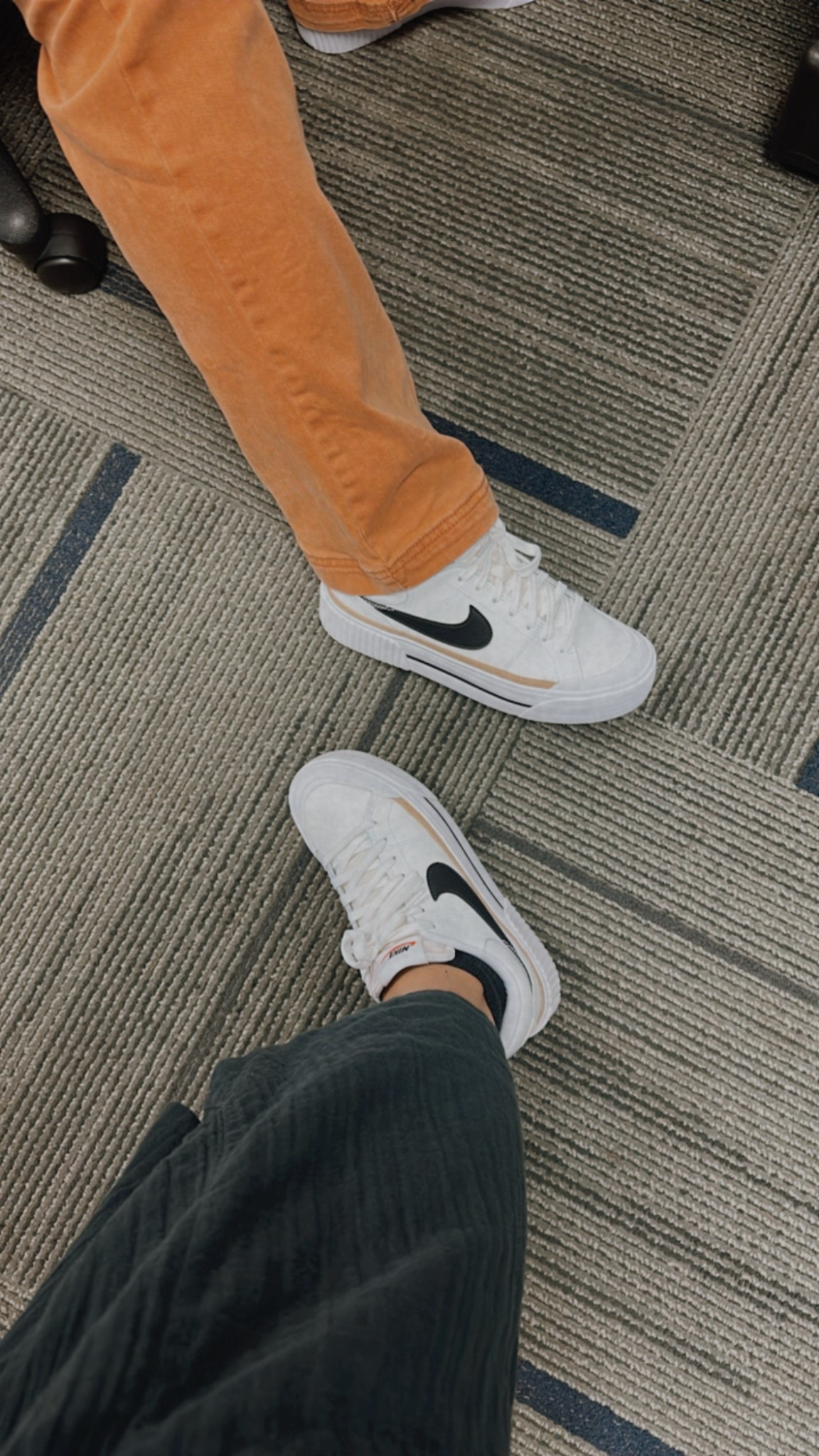 Perfect platform sneaker , Nike platform shoe 

Height 4’11
Shoe Size 6.5 