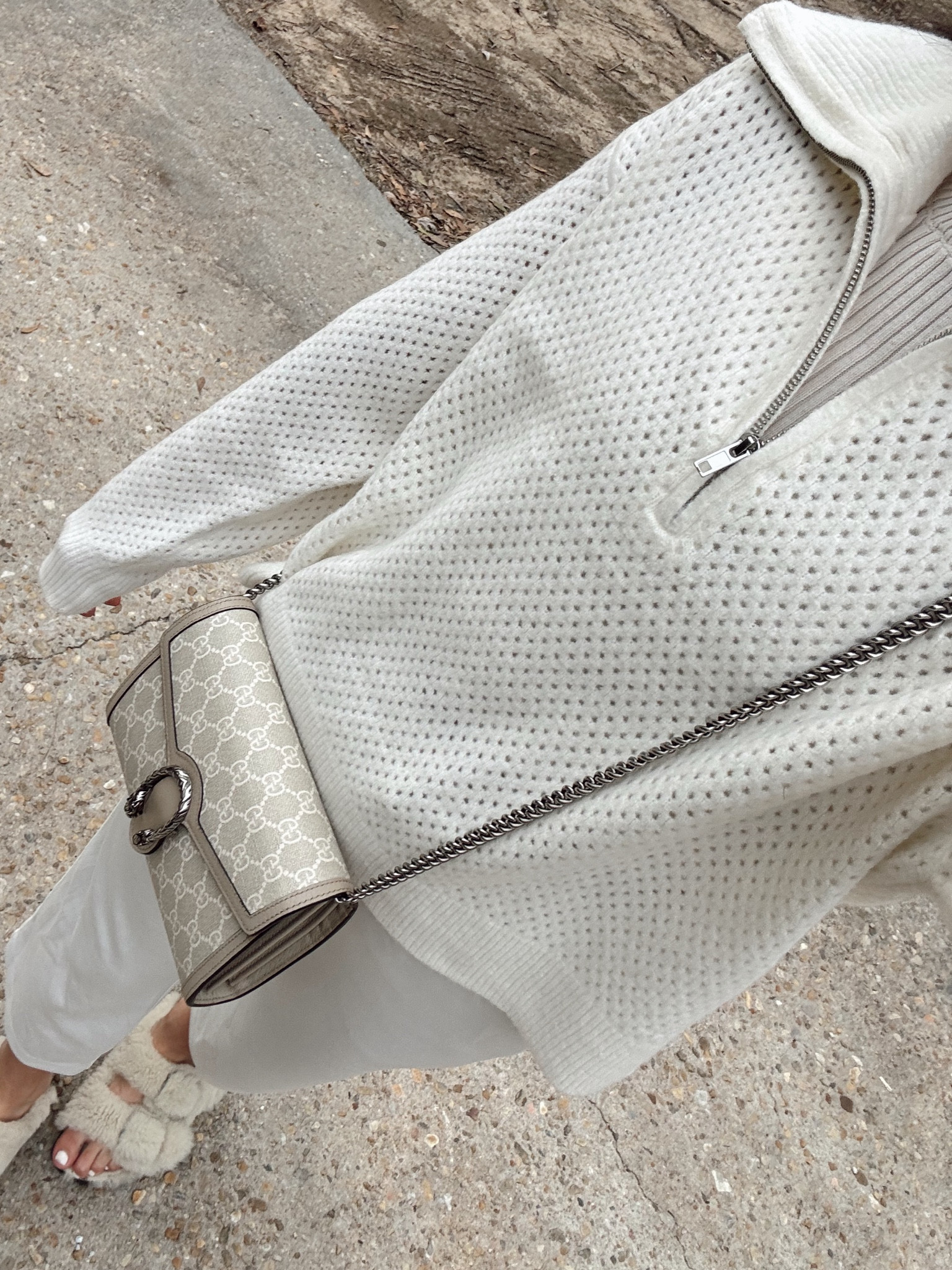 $30 pullover 

#LTKSaleAlert #LTKOver40 #LTKStyleTip