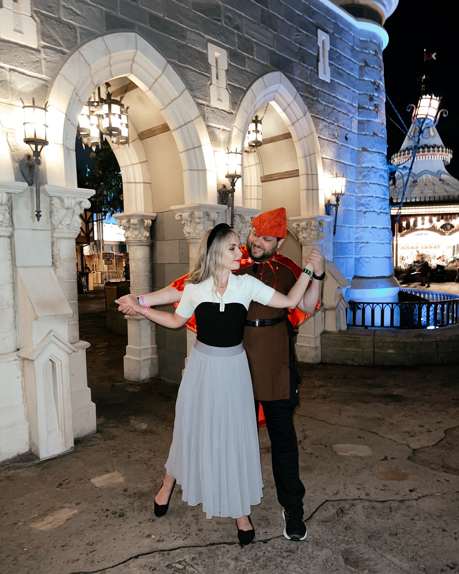 Details of my Briar Rose costume!
The actual skirt is the Wilifred Twirl Skirt from Artizia & the actual headband is from a small shop called JoJo Makes. 