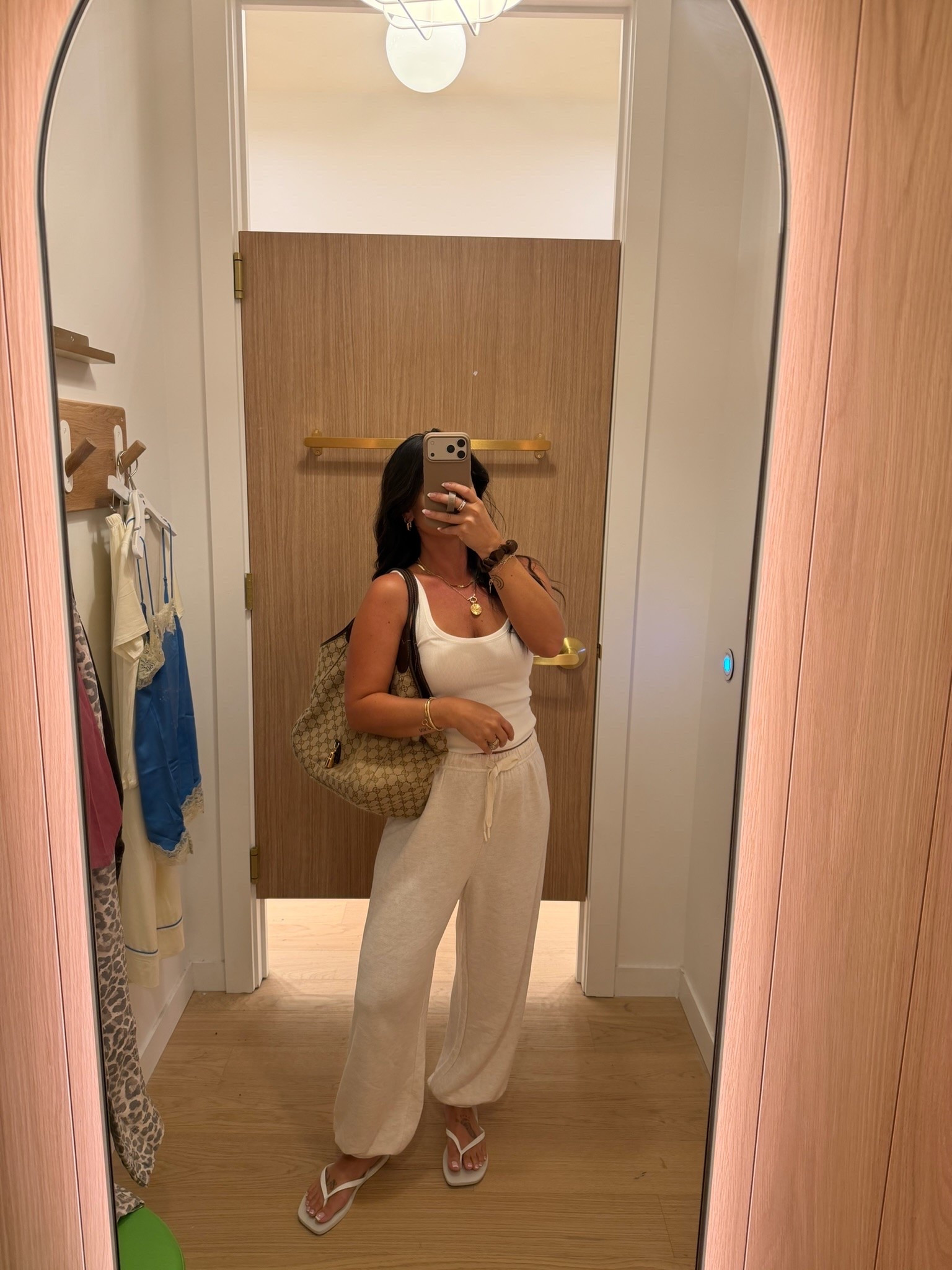Love this comfy outfit ☁️

#LTKootd #LTKmomlife #LTKActive