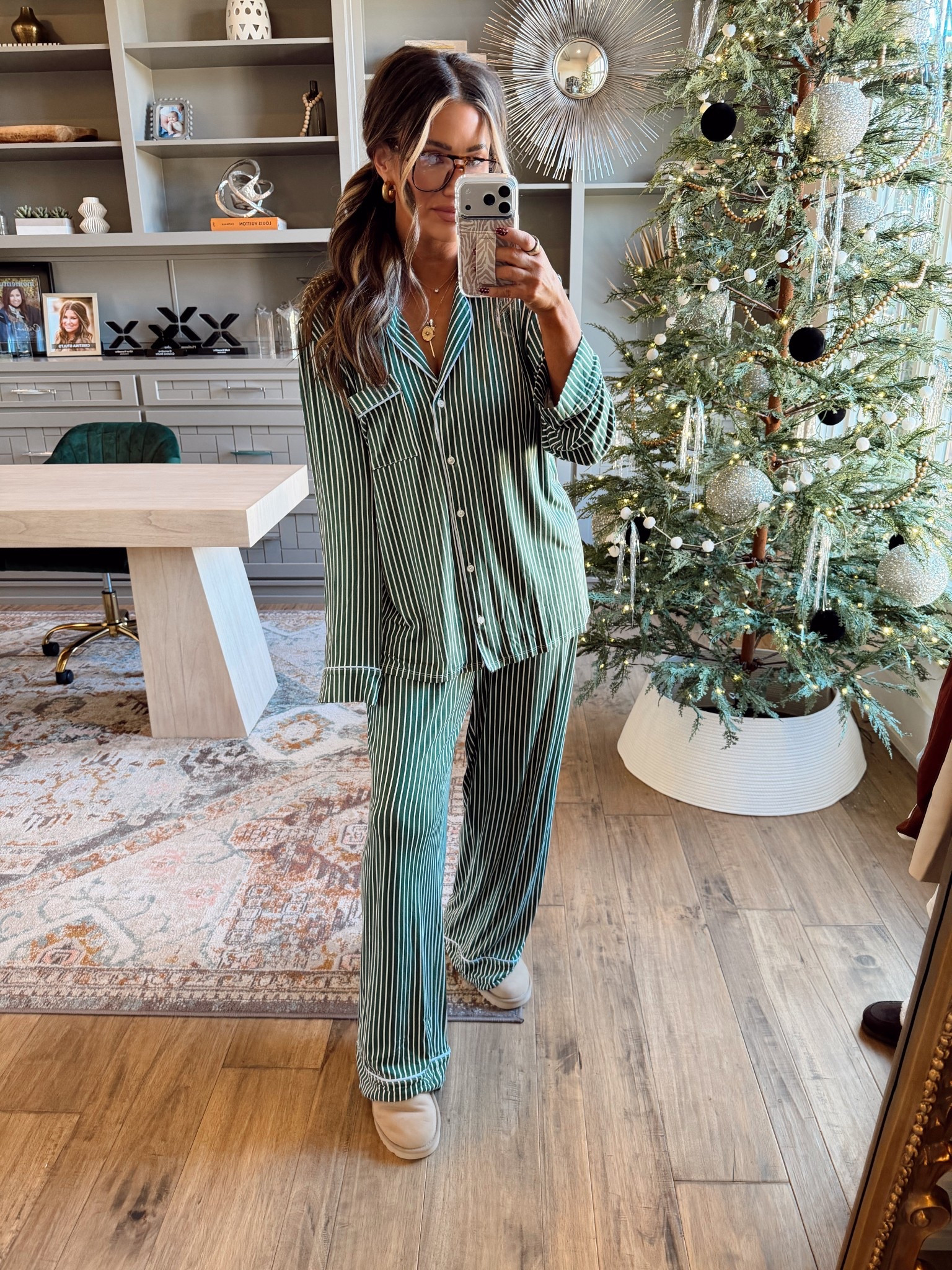 Aerie Holiday pajamas#LTKStyleTip 

#LTKHoliday #LTKSeasonal