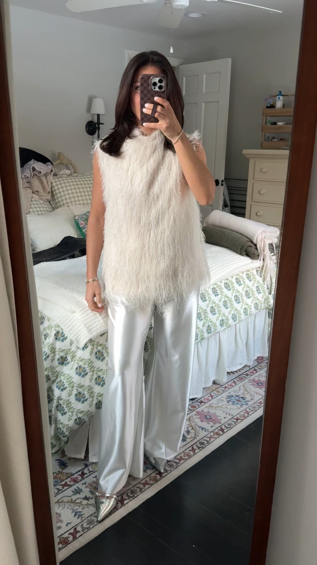 small in top, small in bottoms, true size in shoes. I loved this for Valentines Day and will definitely be wearing it again!

#LTKootd #LTKgrwm