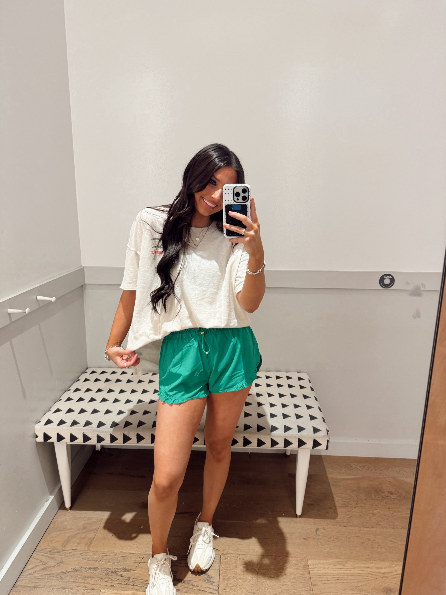 In love with the shorts!!

#LTKgrwm #LTKootd #LTKxAerie