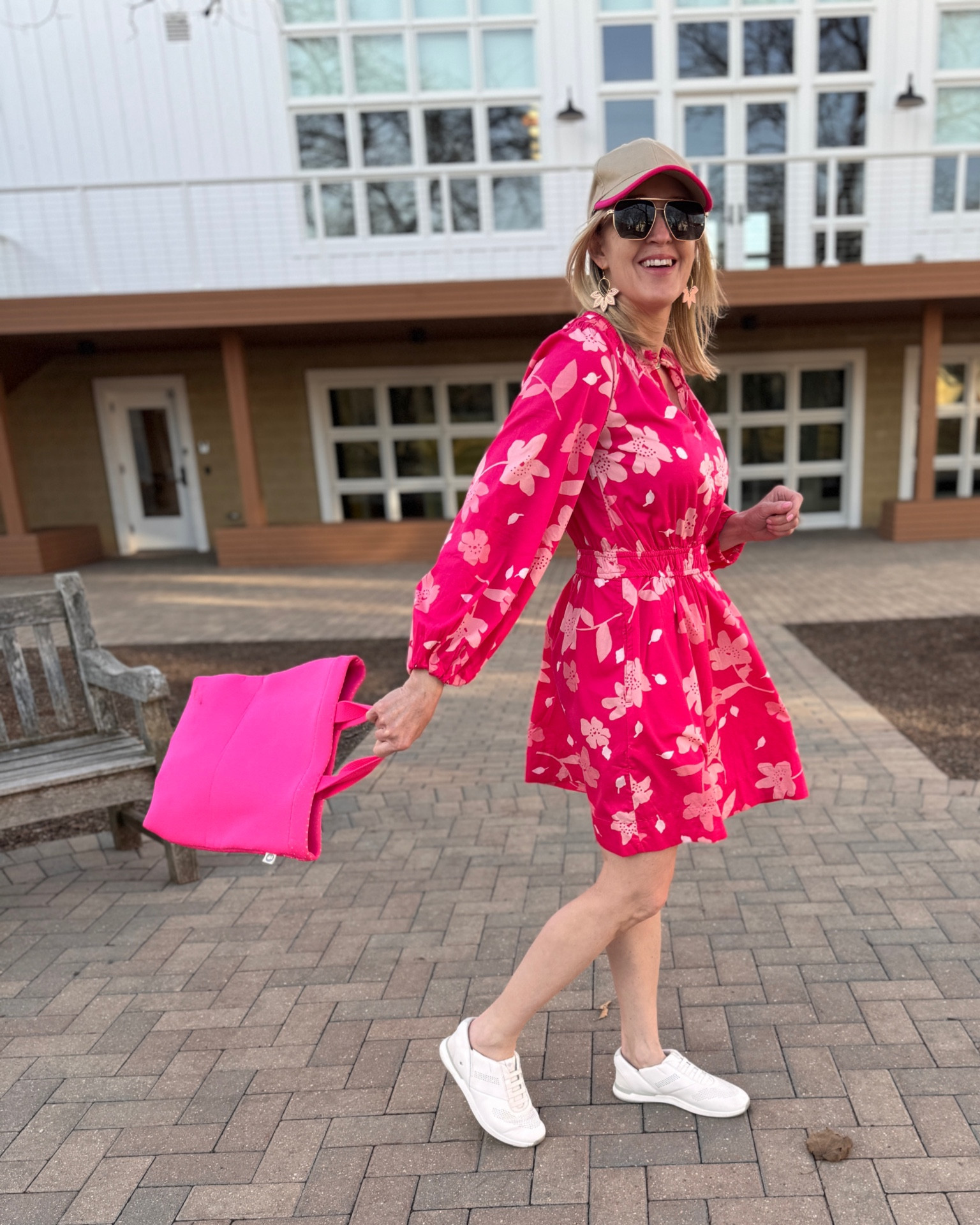 The cutest spring dress from Walmart and under $30! So easy to dress up or down. 
#walmartfinds #springdress #springoutfit #walmartfashion

•Code JILL20 at Quilted Koala
•Code DOUSEDINPINK at Nickel & Suede


#LTKitbag #LTKfindsunder50 #LTKSeasonal