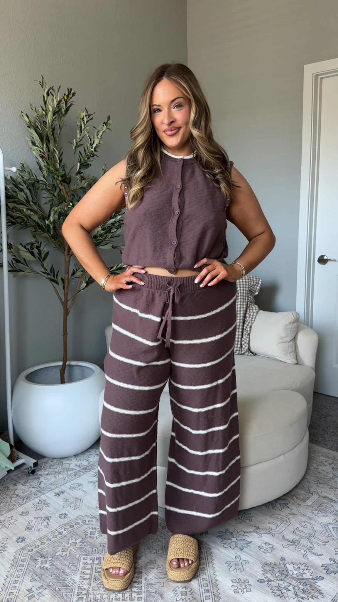 Wearing an XL! 

#LTKMidsize #LTKSeasonal