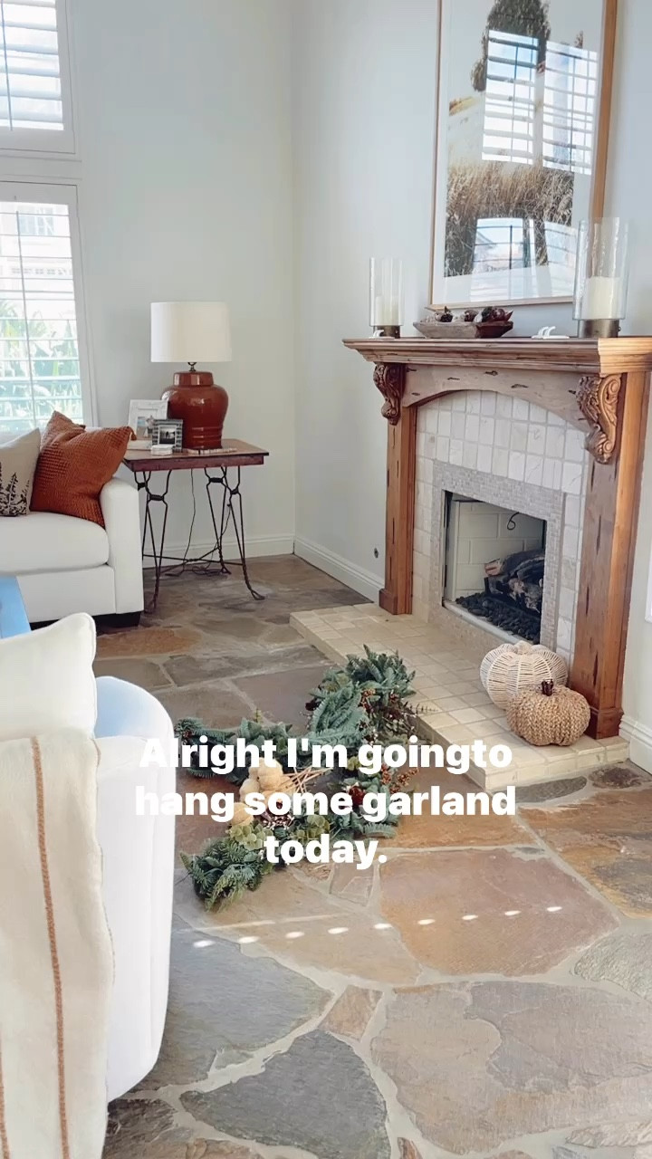 Hanging my first garland of the season today! 👏🏻 Decorating it with pumpkins to start and then changing over to Christmas bulbs later. 👍🏻

#holiday #homedecor #decorations #garland #fall #thanksgiving #christmas 

#LTKStyleTip #LTKVideo #LTKHome