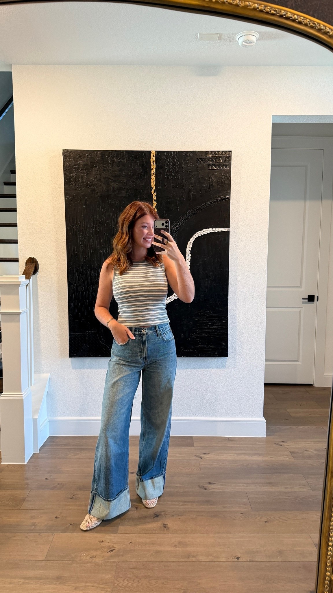 today’s outfit is all new from @abercrombie 

wearing a medium in the tank & 28R in jeans

5’7 • 145lbs • 34DDD

#LTKootd