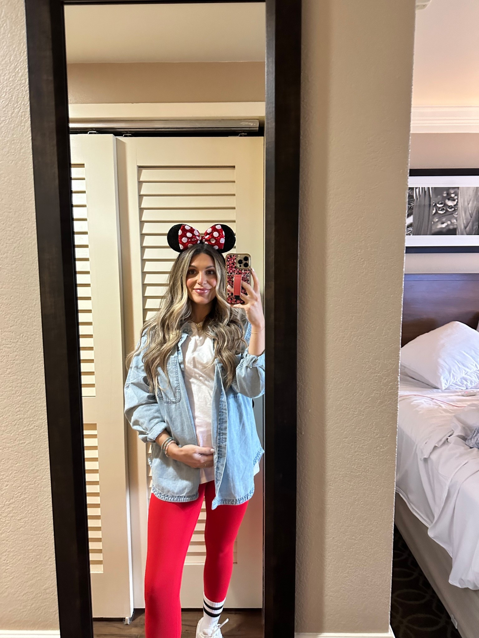 Disney OOTD day 1 🤰✨🤍 