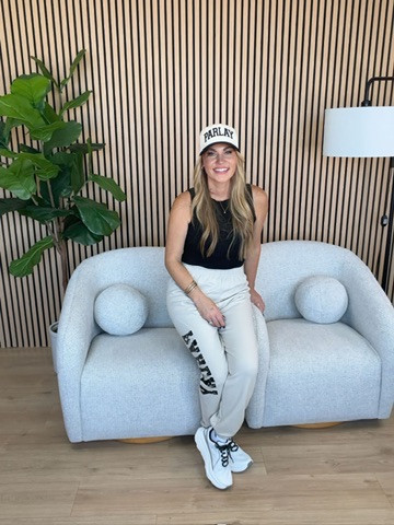 A little Parlay style for my off duty days! I love a good pair of graphic sweatpants, and these are such a fun addition to my casual wardrobe. Styled with a fitted black sleeveless top, my Parlay hat, and chunky white sneakers for an easy sporty look. Whether I’m working around the house, running errands, or just wanting to be comfortable, this is my kind of outfit!

Sizing: 5’3” | Small top | Medium sweatpants | Size 7.5 sneakers

Black graphic sweatpants, gray graphic joggers, Parlay sweatpants, black sleeveless top, women’s athleisure outfit, casual weekend fashion, white chunky sneakers, baseball cap outfit, comfy travel outfit, women’s fall lounge wear, petite casual outfits, Audrie Dollins