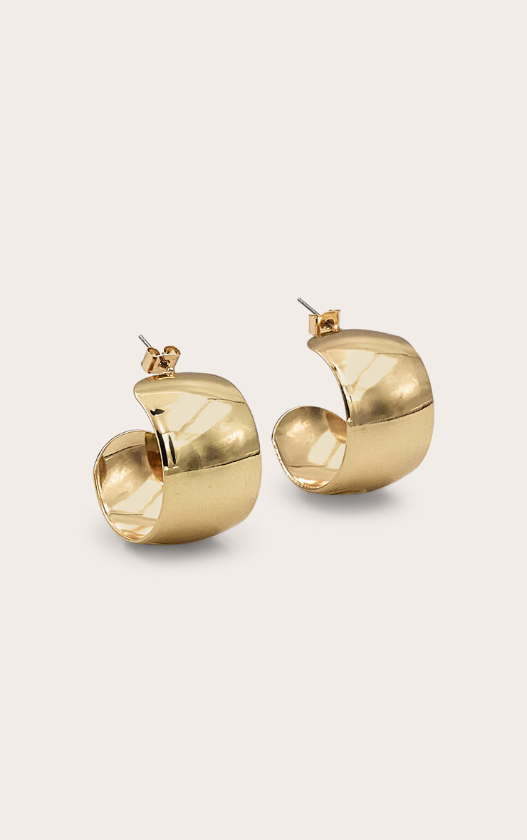 Gold Wide Chunky Medium Hoop Earrings | PrettyLittleThing UK
