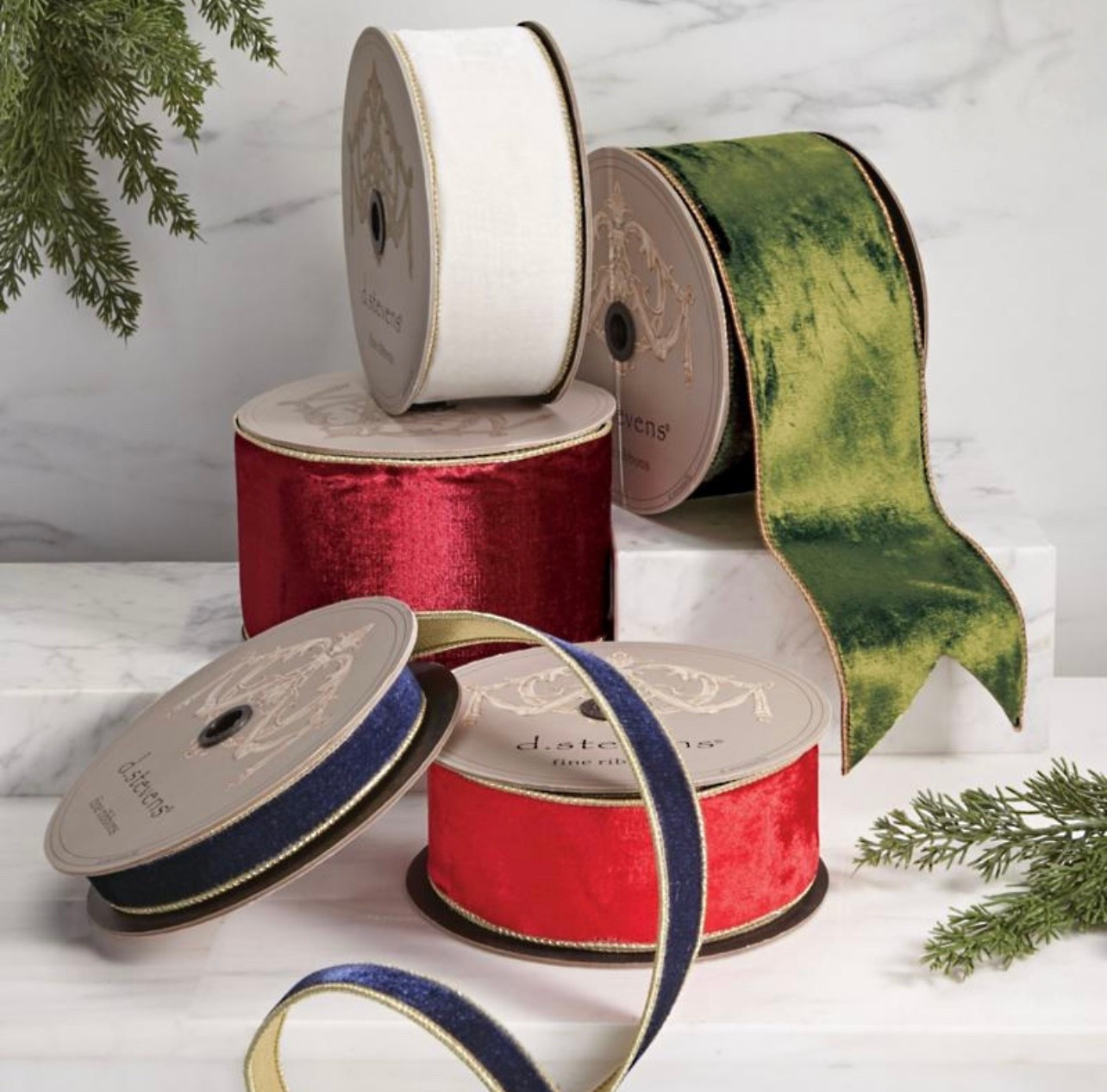 Holiday ribbon 🎀 

#LTKHome #LTKSaleAlert #LTKHoliday