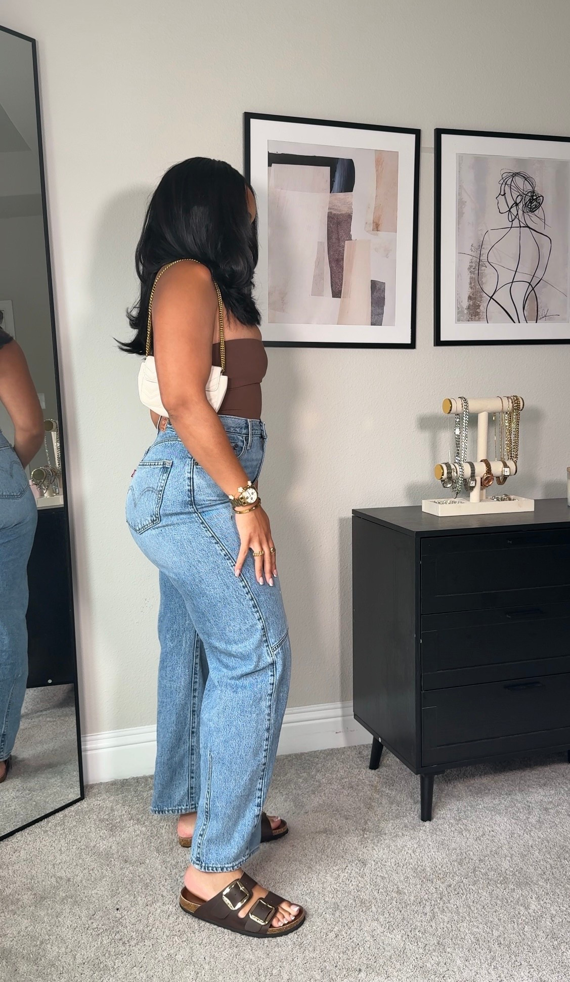 Levi Jeans🫶🏽

#LTKSaleAlert #LTKFindsUnder100 #LTKStyleTip