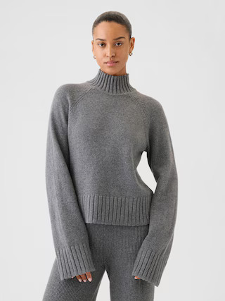CashSoft Turtleneck Sweater | Gap (US)
