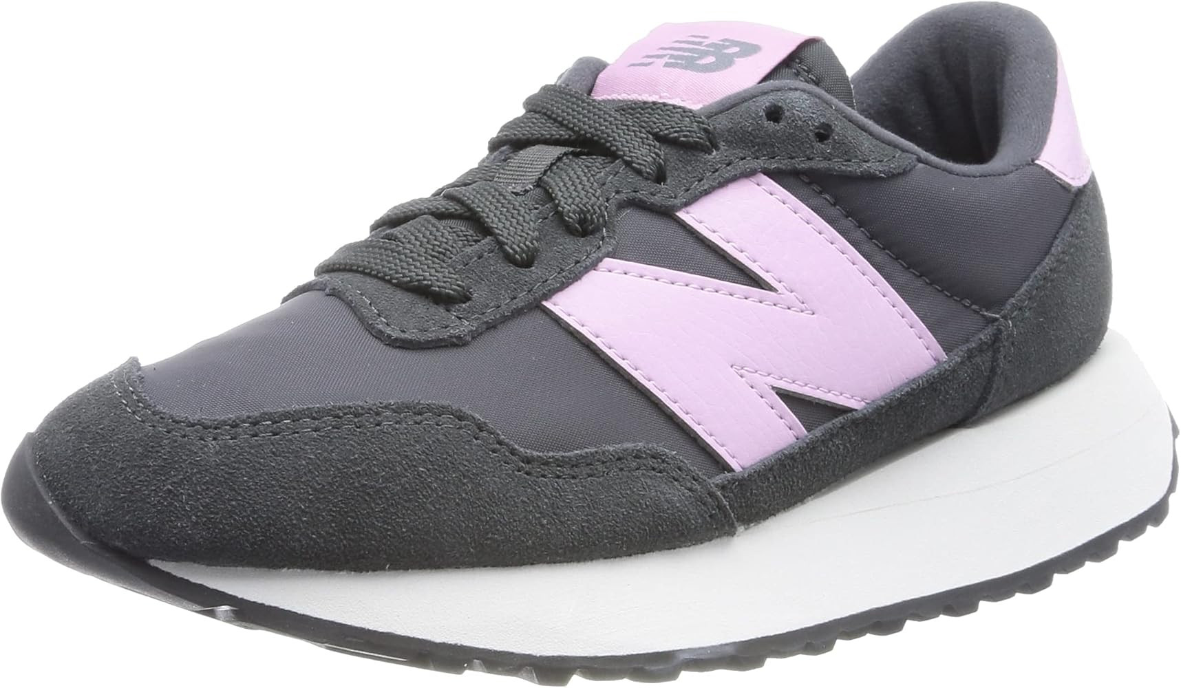 Visit the New Balance Store | Amazon (US)