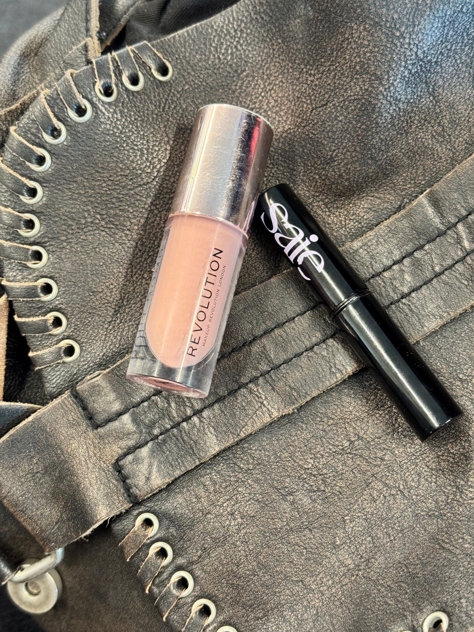 A combo I cannot live without + alternating lip stain / lip liner 

#LTKFindsUnder50 #LTKBeauty