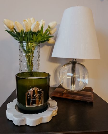 Home decor: 

Amazon mini lamp
Studio McGee candle and marble tray from Target
Faux tulips from Amazon 

All great for shelf decor, living room decor, kitchen, etc  

#LTKFindsUnder100 #LTKHome #LTKFindsUnder50