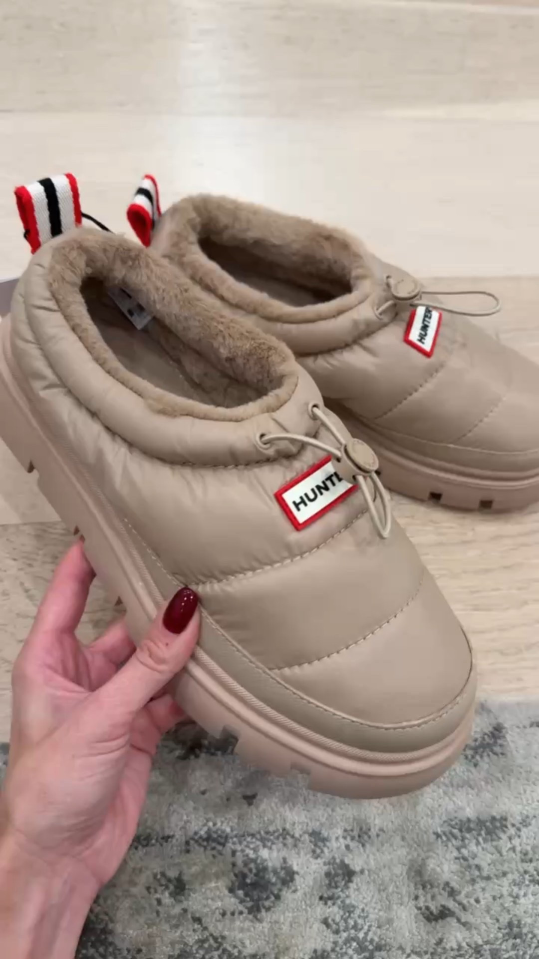 Obsessed with these waterproof hunter slides!

Winter shoes, winter boots, waterproof hunters, gift for her, winter boots @nordstrom

#LTKGiftGuide #LTKShoeCrush #LTKStyleTip