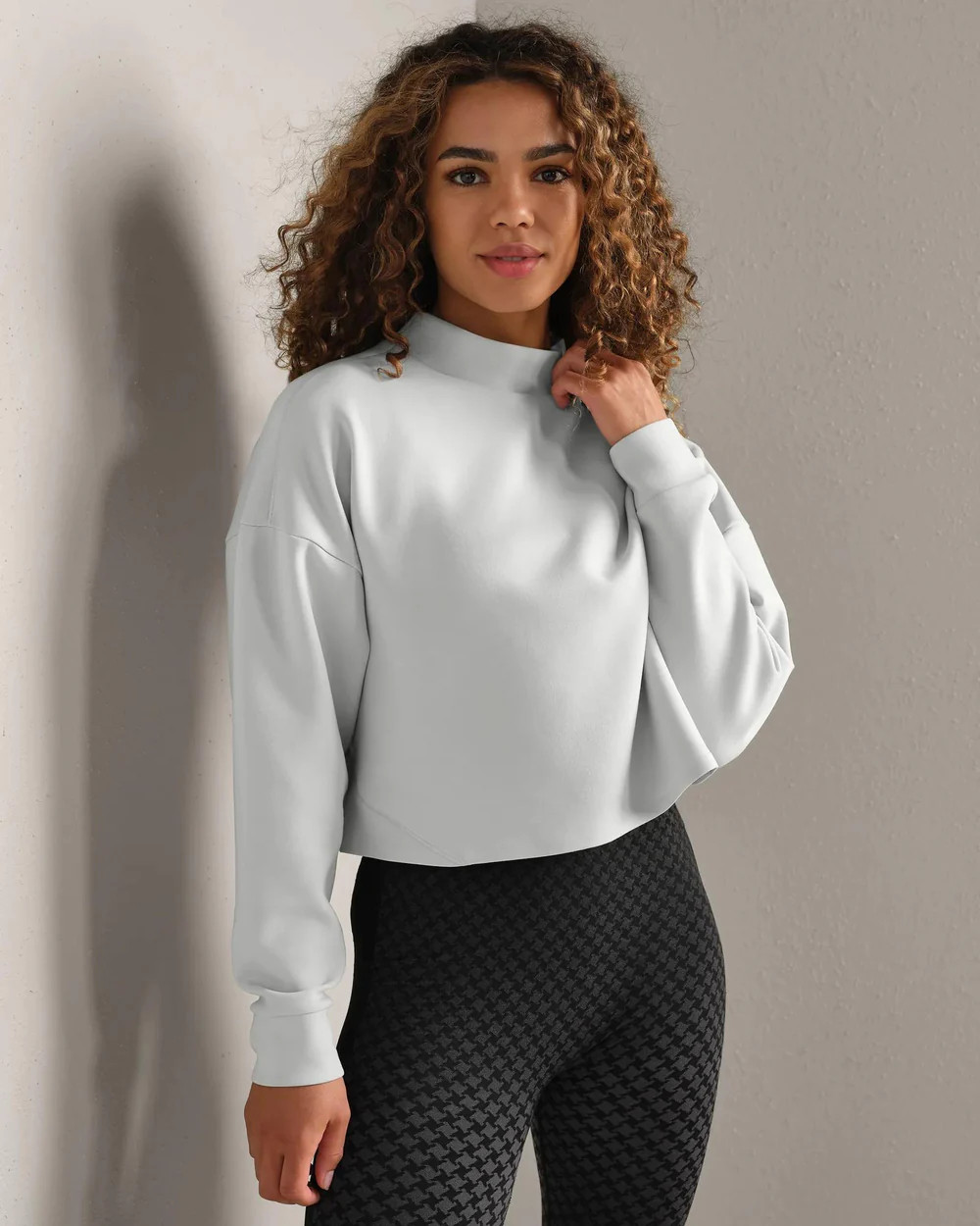 DreamGlow™ Cropped Mock Neck | Rhone