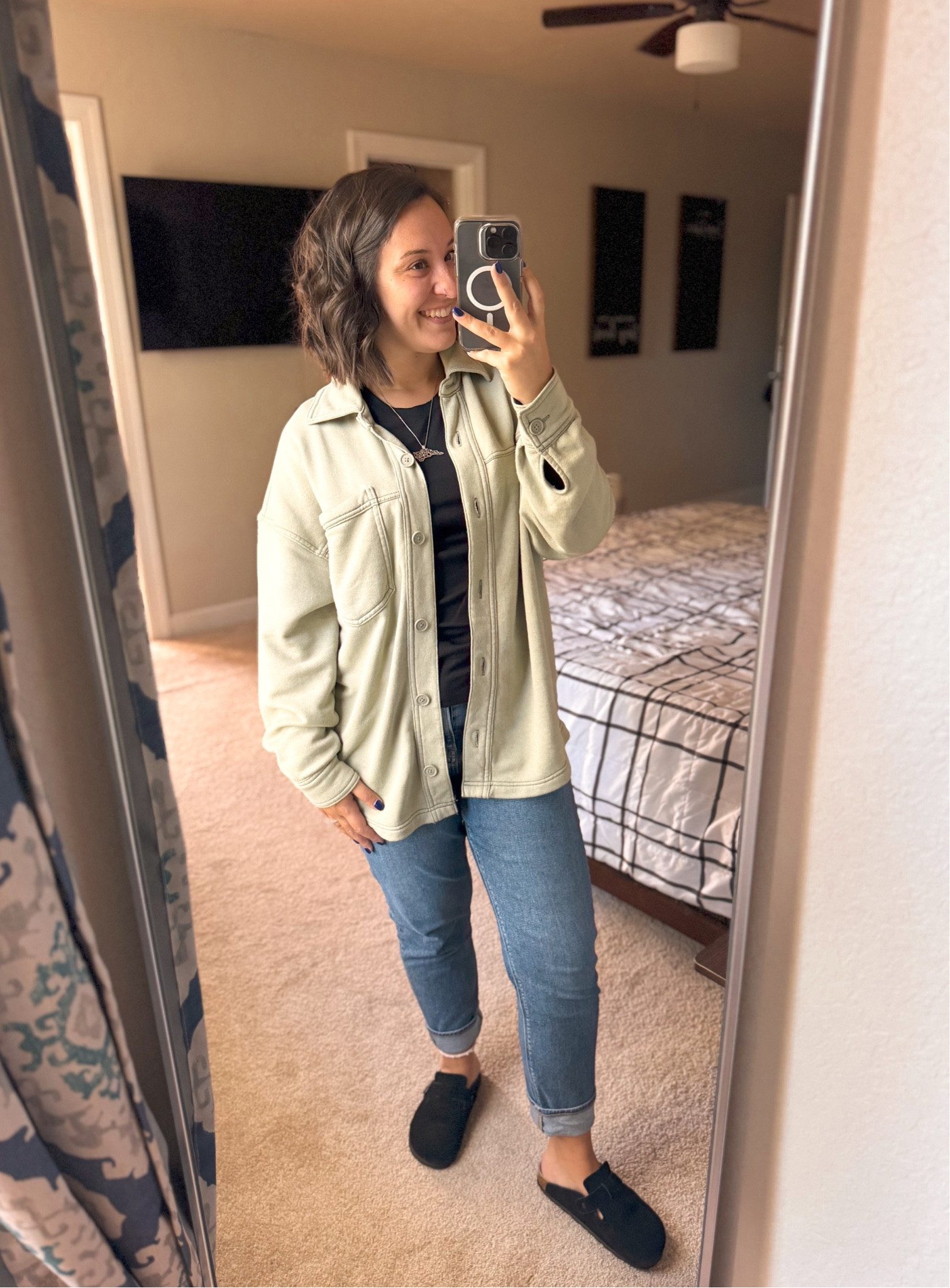 a cute & comfy Saturday outfit of the day.



#LTKSeasonal #LTKStyleTip #LTKGiftGuide