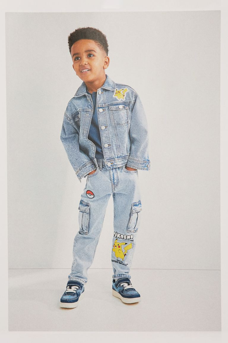 Print-motif Cargo Jeans - Light denim blue/Pokémon - Kids | H&M US | H&M (US + CA)
