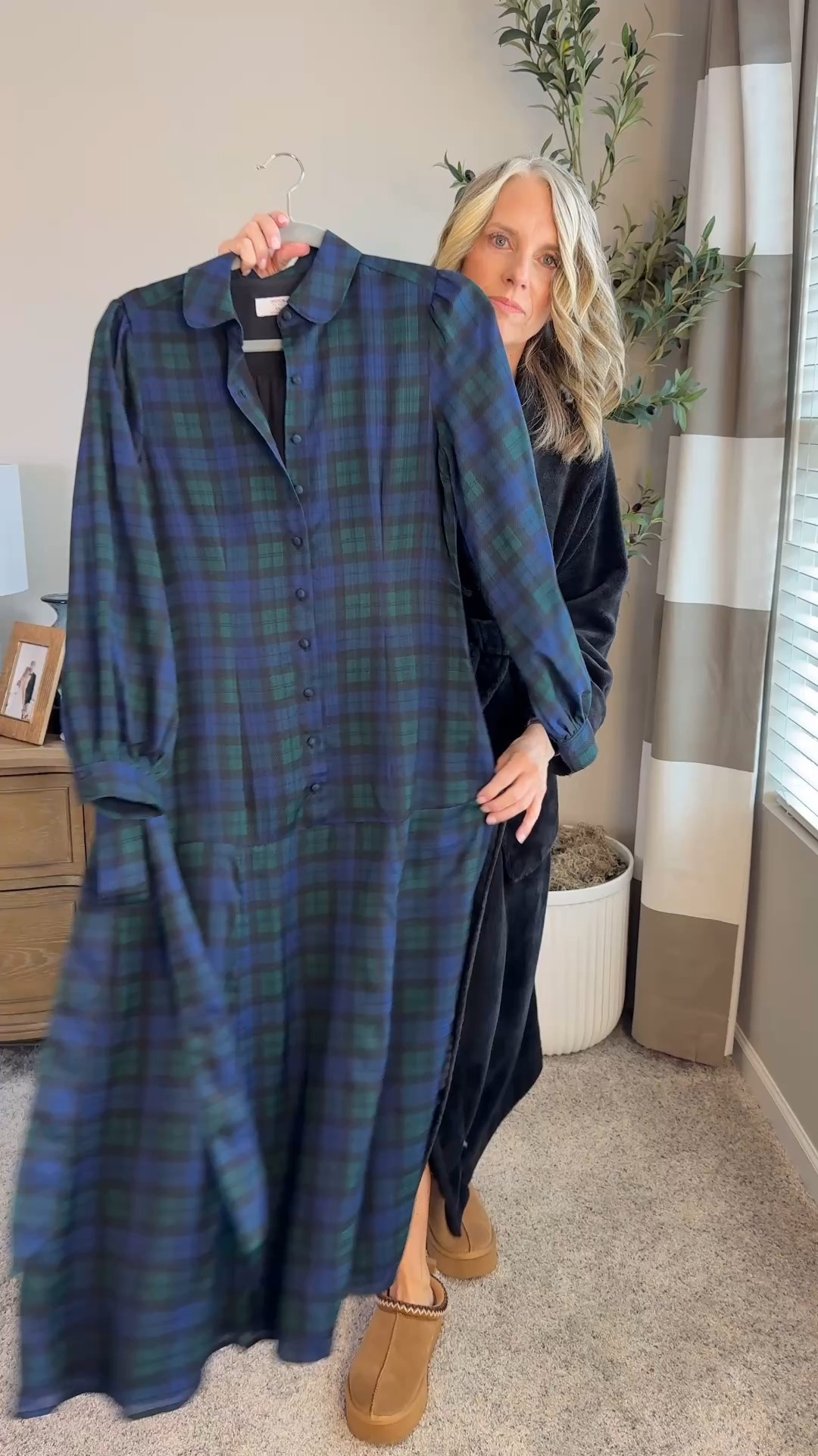 CLOSET KEEPER! This dress is timeless and classic and on sale for under $60. I’m wearing XS 

#LTKOver40 #LTKWorkwear #LTKSaleAlert