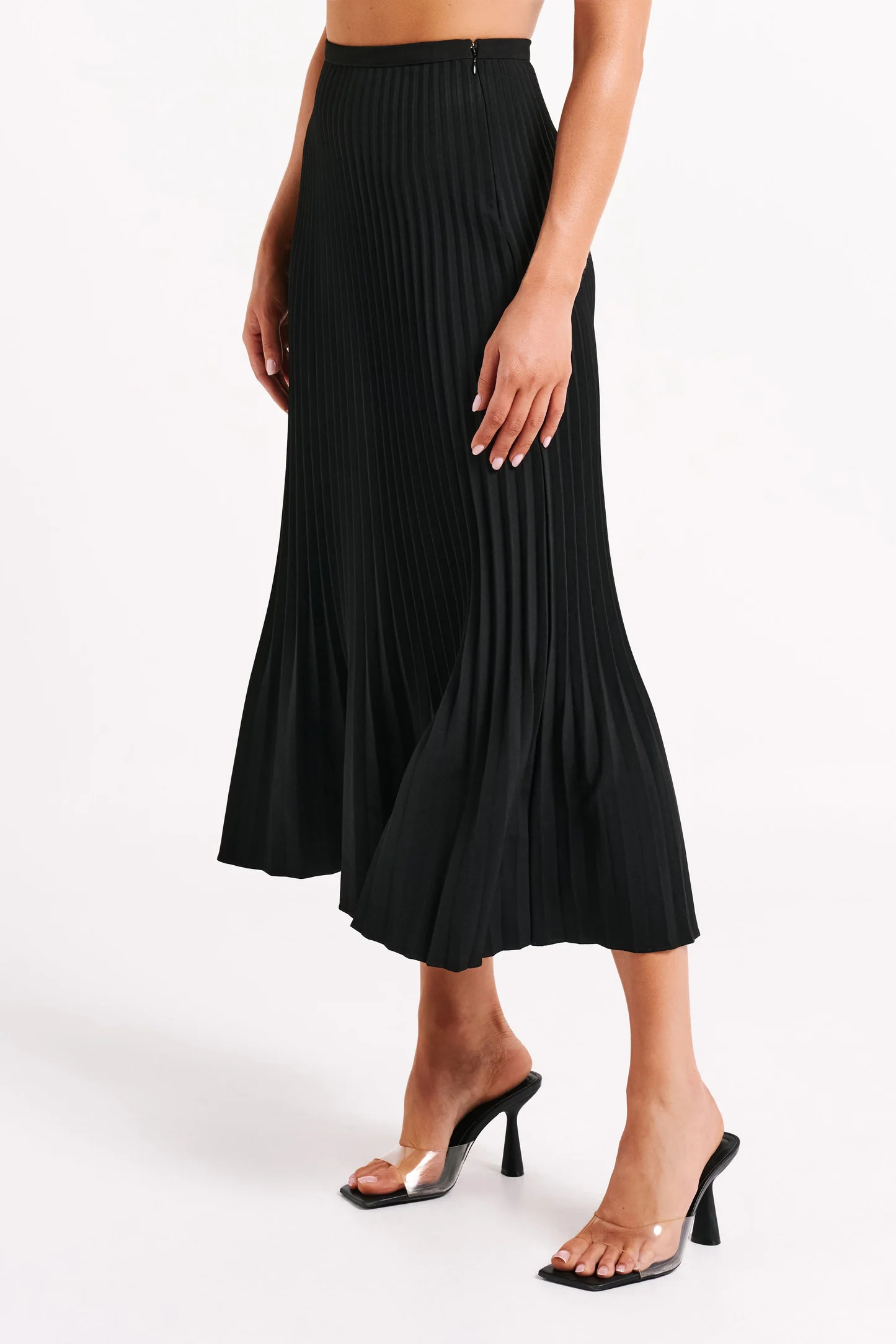 Twyla Pleated Suiting Maxi Skirt - Black | MESHKI US