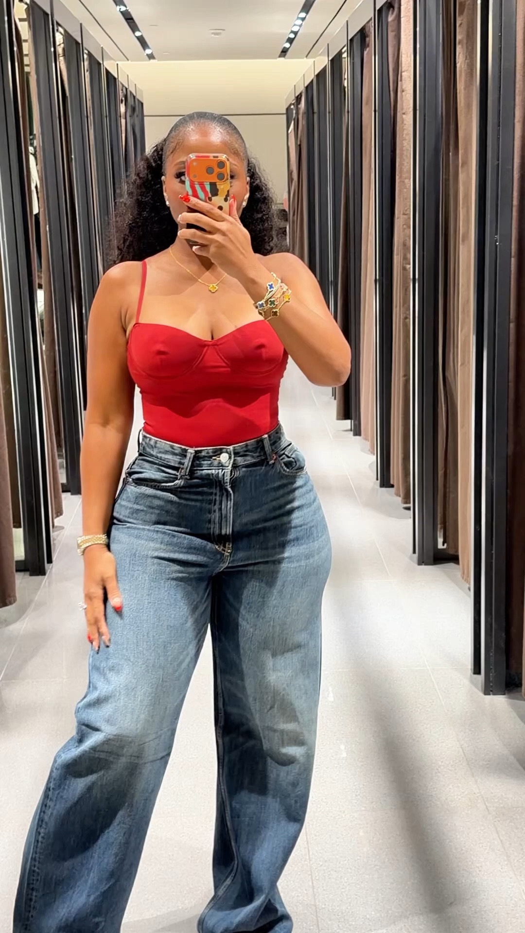 @Zara the absolute perfect basics and denim these are perfect to have in your wardrobe ￼

#LTKmomlife #LTKgrwm #LTKootd