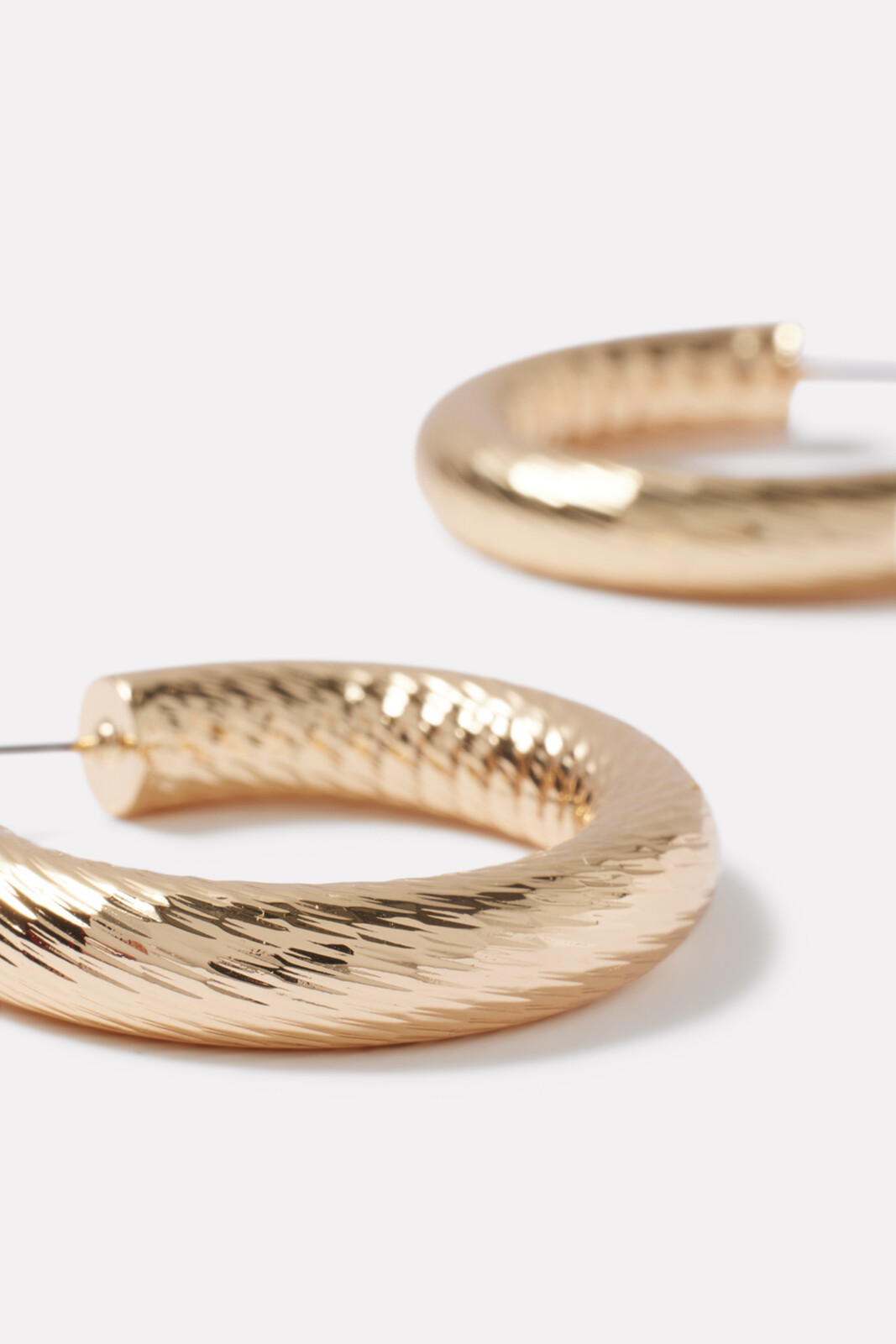 Juneau Statement Hoop Earring | Evereve