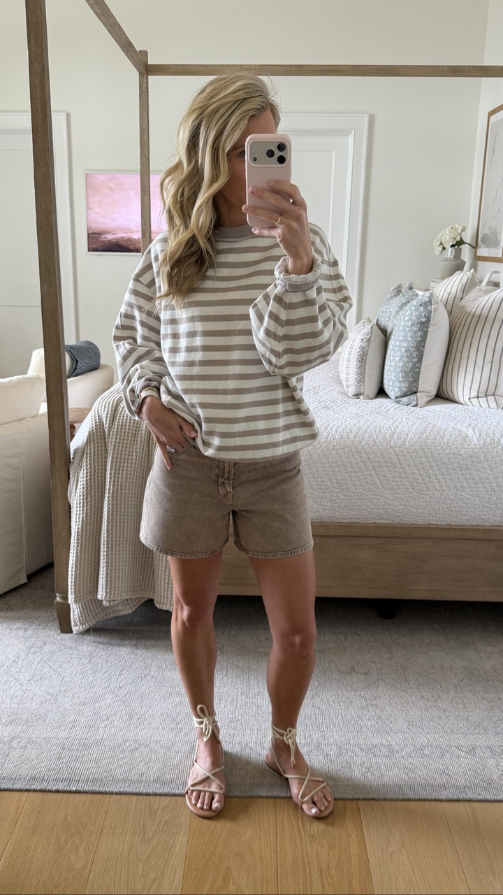 Love this sweatshirt from Aerie! So comfortable perfect for a cozy summer night or boat ride!

#LTKgrwm #LTKootd