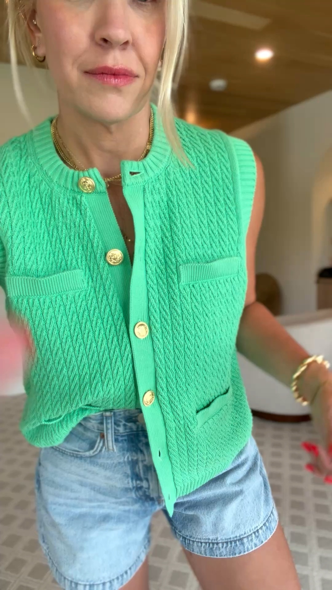 I did a 6 in the shorts and a M in the top!