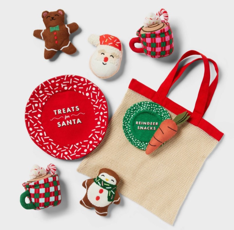 Pillowfort Plush Christmas Toy Set! This is going to sell fast for sure 

#LTKKids #LTKHoliday #LTKBaby