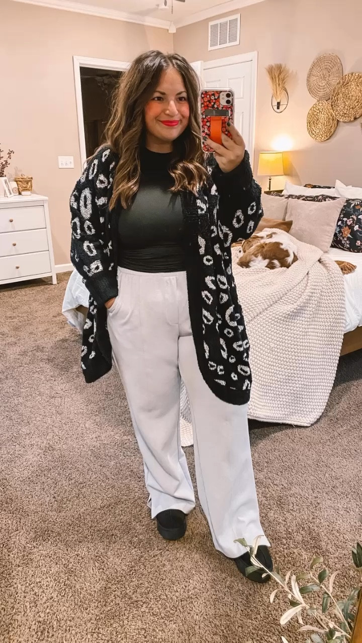 Elevated comfy & cozy looks have my heart!
slippers: fit true to size // wearing a 5
pants: fit true to size // wearing a large
long sleeve: fits true to size // wearing a medium
cardigan: fits oversized // wearing a large

#LTKFindsUnder50 #LTKStyleTip #LTKMidsize
