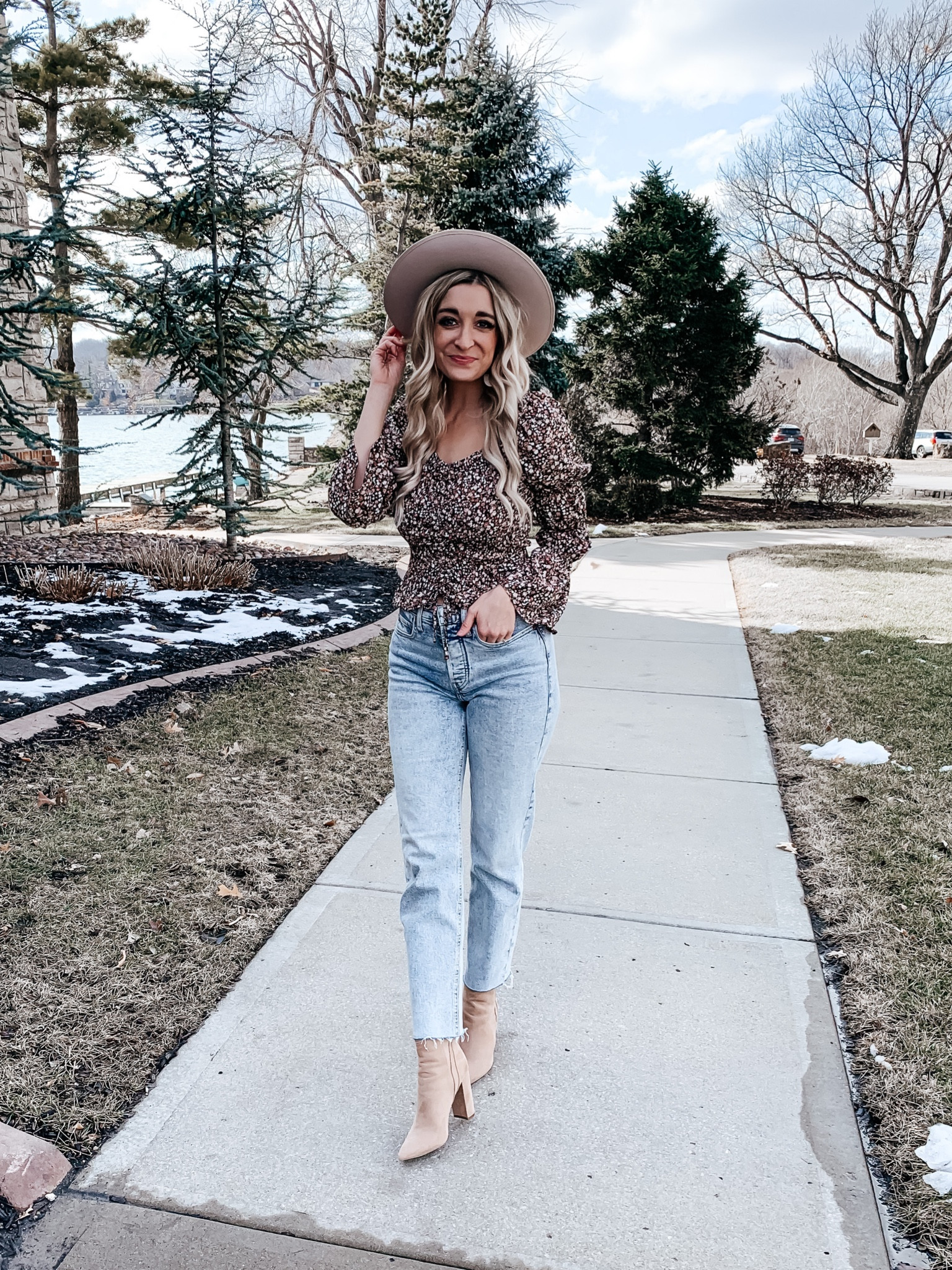 Lane201 is having a big sale right now! This top is just $17.50! Wearing size small tts! 

#lane201 #springstyle #floraltop #springsale 

#LTKsalealert #LTKFind #LTKunder50