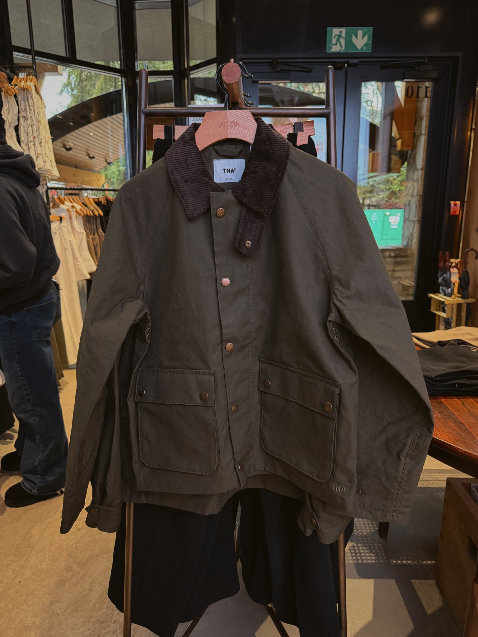 This barn jacket from Aritzia lives rent free in my mind 🥲 also linked the other jackets I’m loving right now

#LTKdayinmylife #LTKSeasonal #LTKPetite