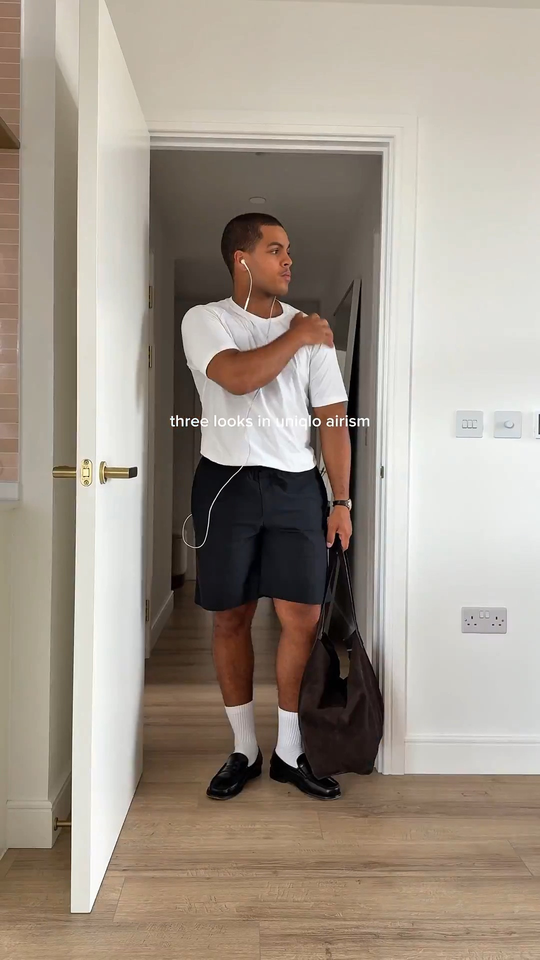 minimal everyday outfits with uniqlo airism

#LTKuk #LTKsummer #LTKmens