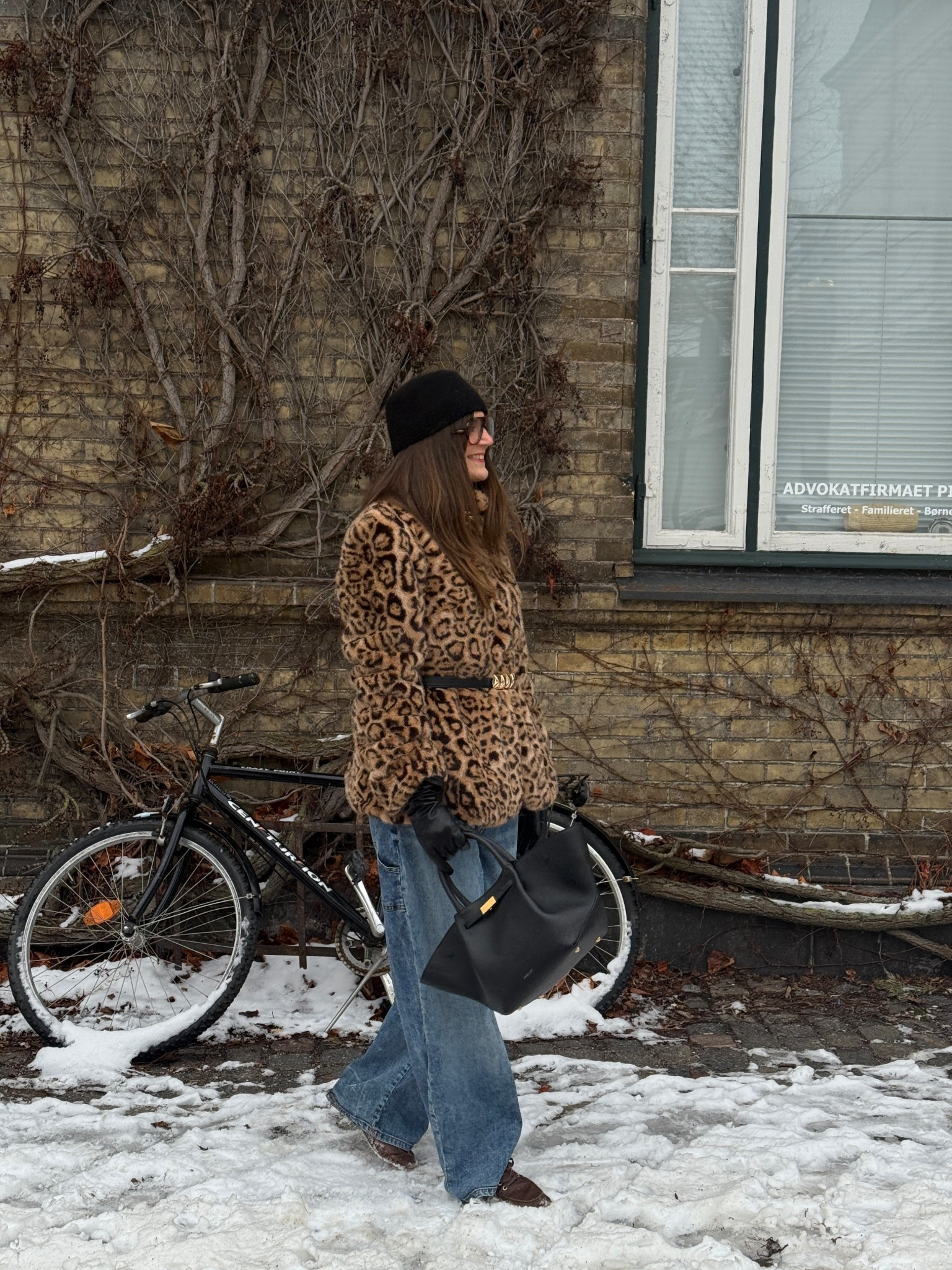 Leopard print LOVE, I’m wearing the size M and I’m
Usually a 10 

#LTKuk #LTKwinter #LTKFashionMonth